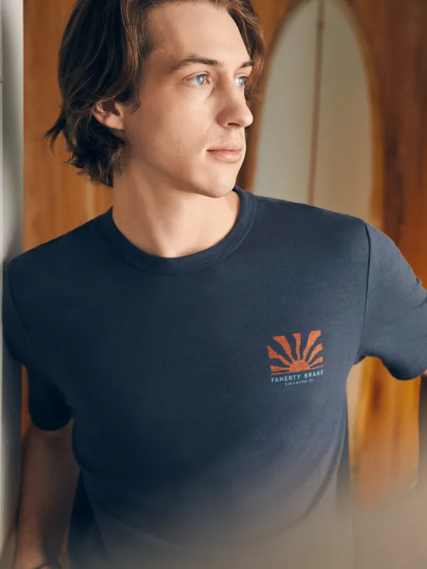 Sunwashed Graphic Tee - Dune Navy sold by Faherty