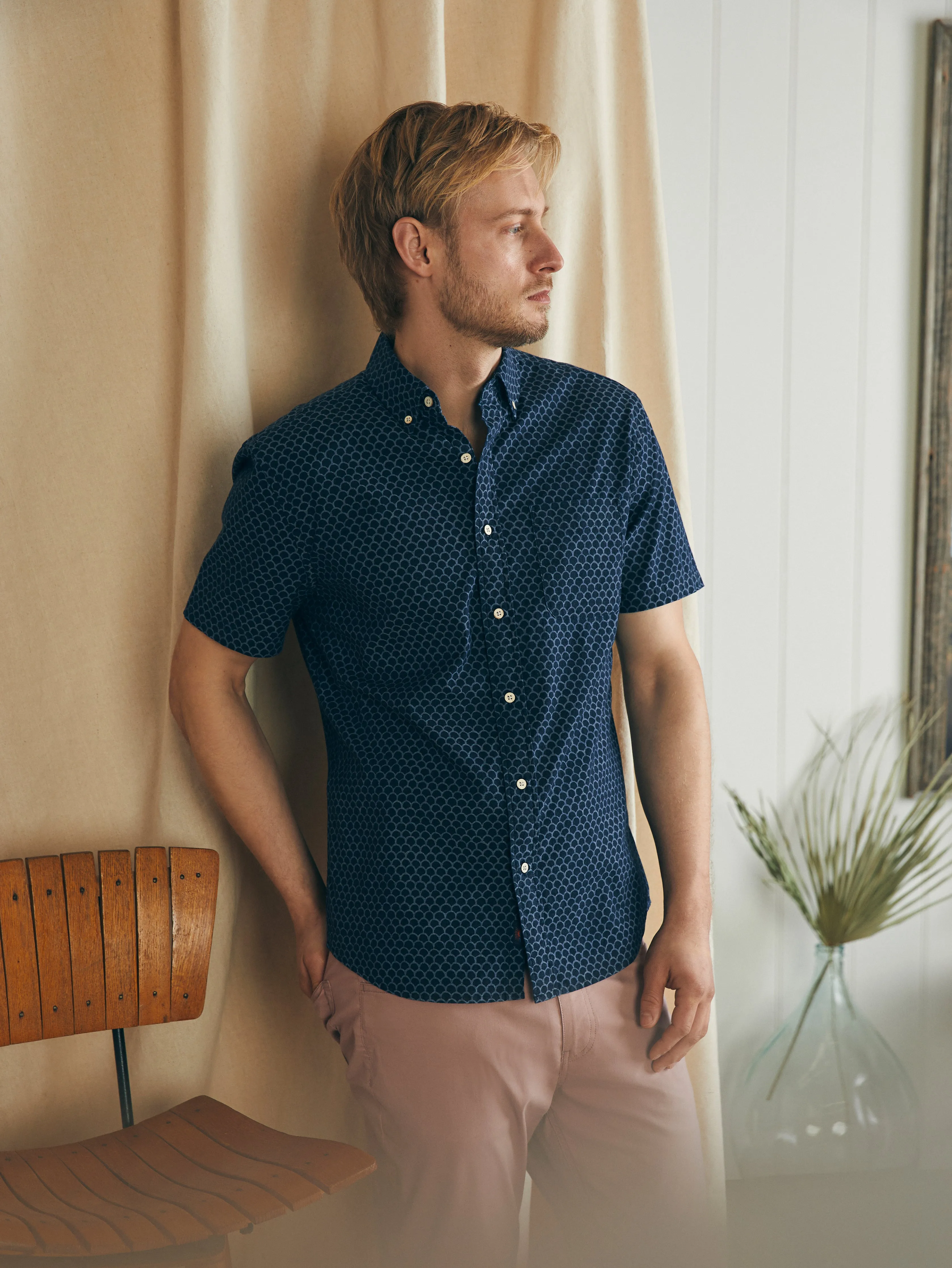 Short-Sleeve Stretch Playa Shirt - Midnight Fishscale sold by Faherty