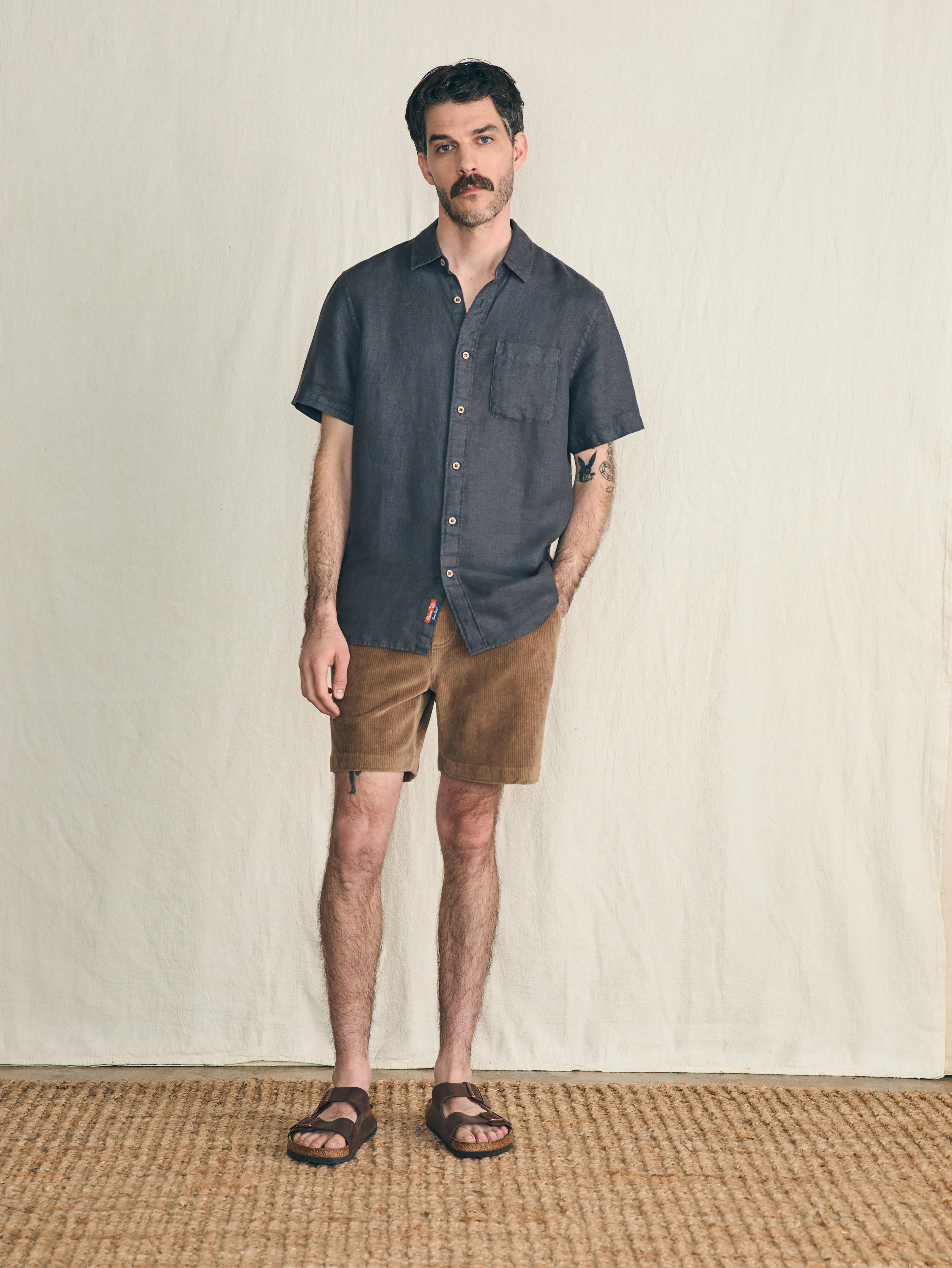 Short-Sleeve Palma Linen Shirt - Washed Black Basketweave sold by Faherty product image thumbnail 4