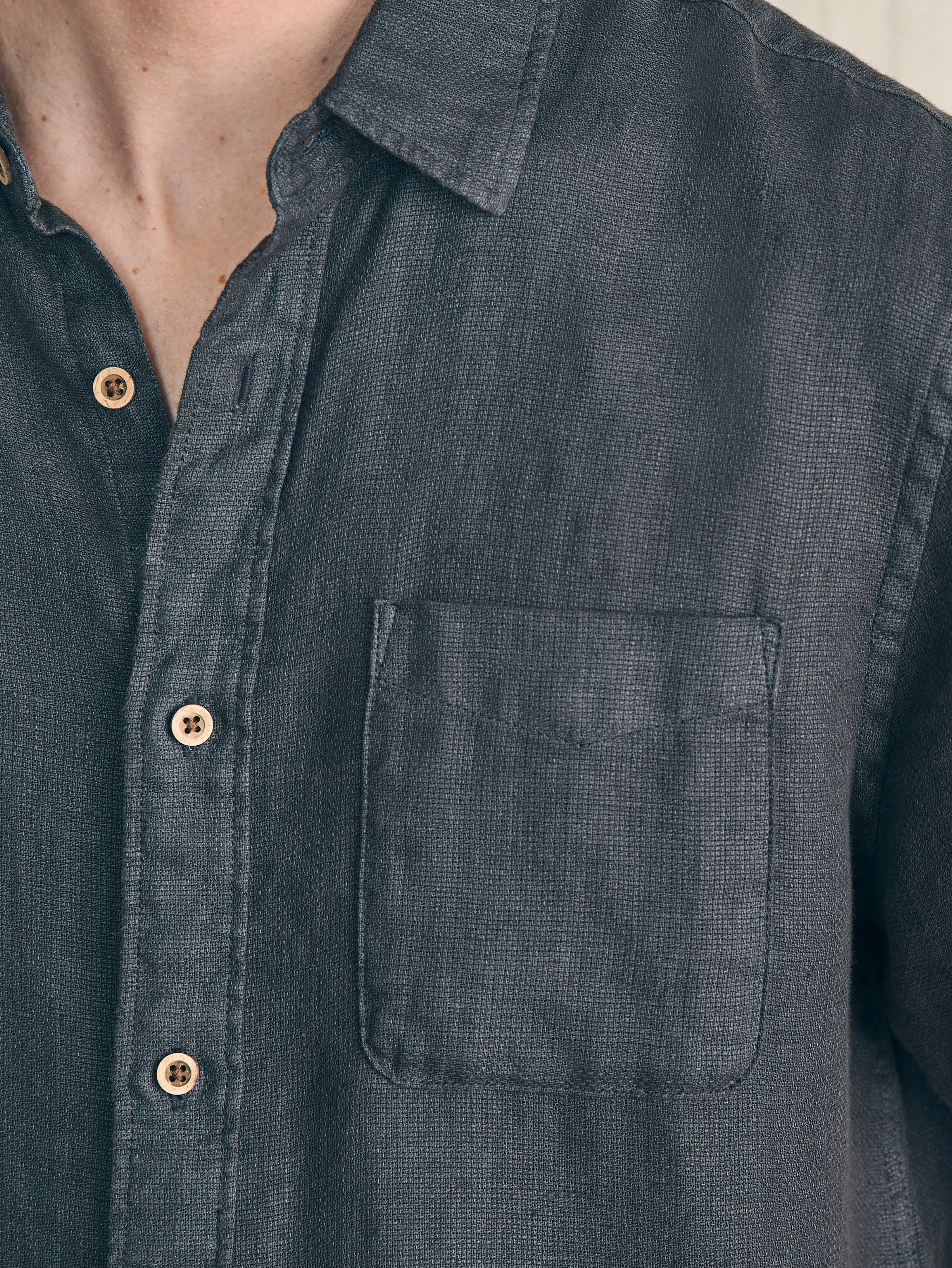 Short-Sleeve Palma Linen Shirt - Washed Black Basketweave sold by Faherty product image thumbnail 2