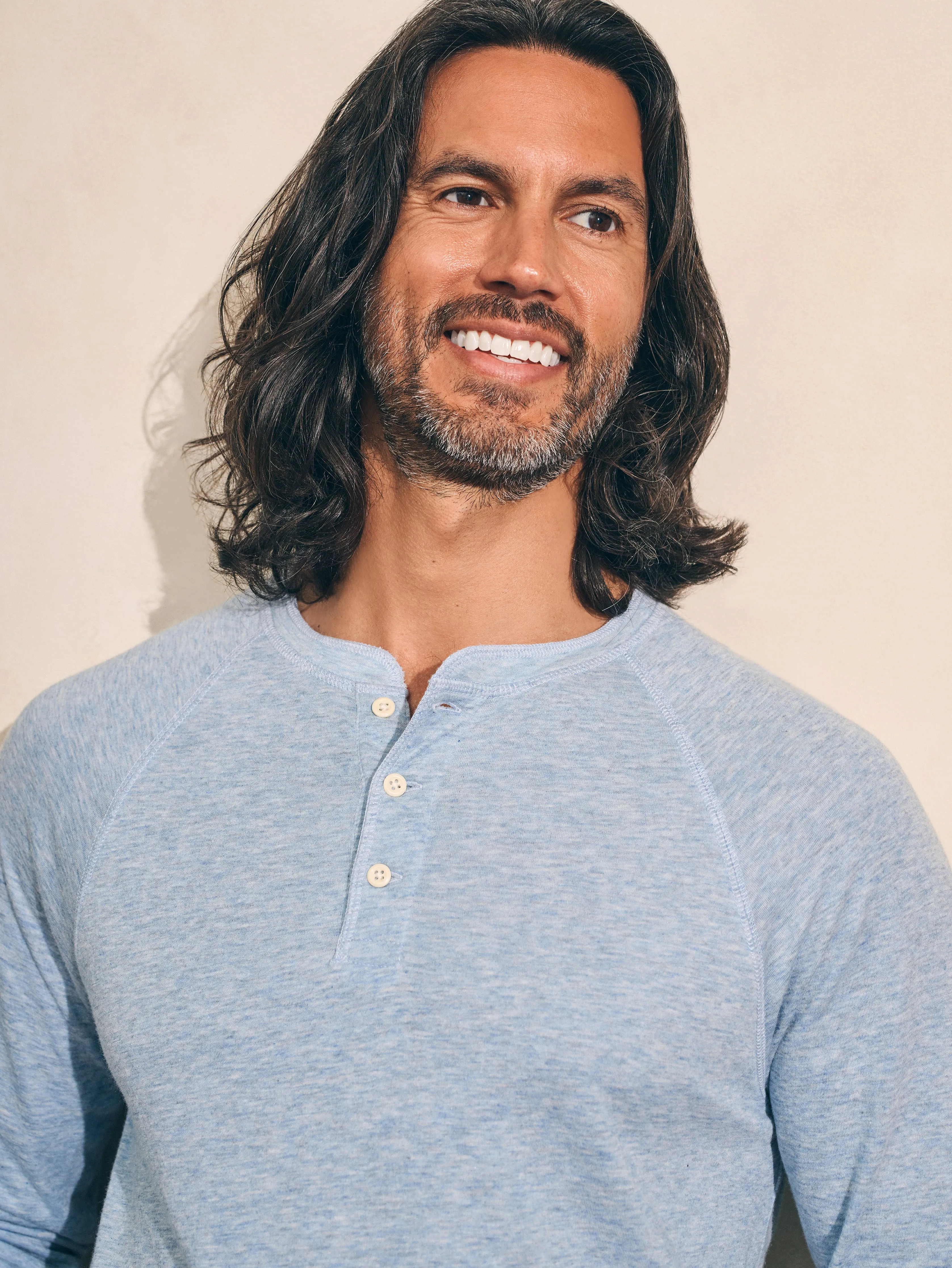 Long-Sleeve Newport Cloud Henley (Tall) - Light Blue Heather sold by Faherty product image thumbnail 2