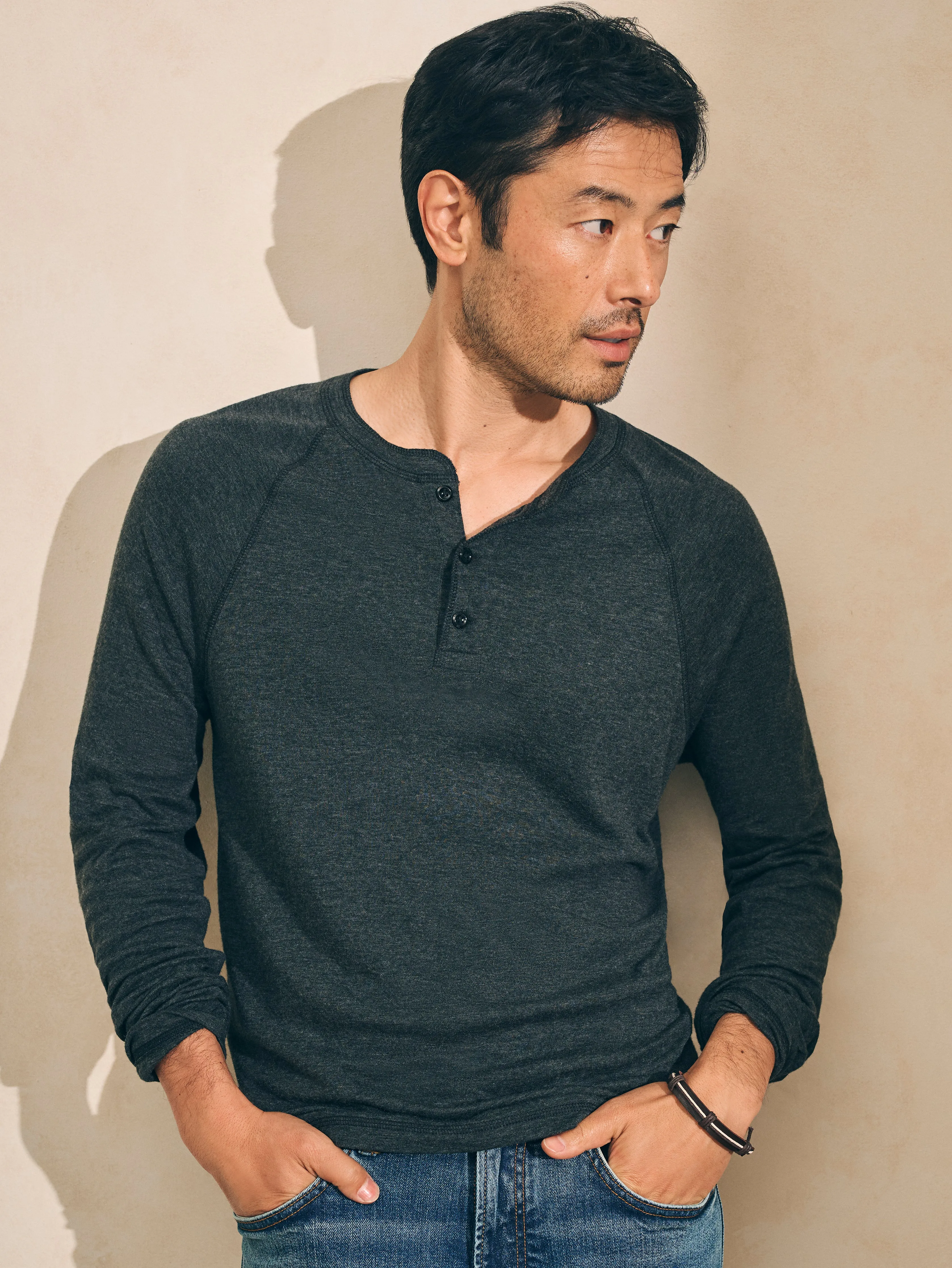 Long-Sleeve Newport Cloud Henley - Charcoal Heather sold by Faherty
