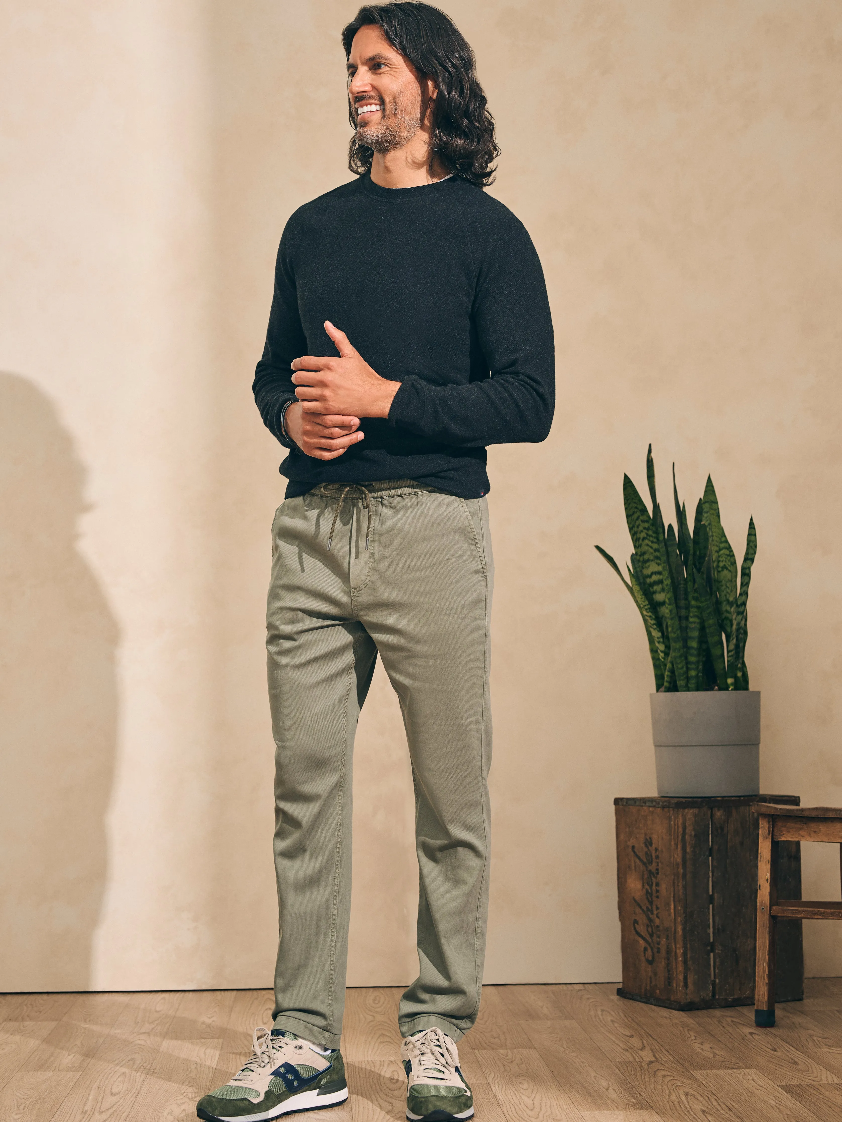 Essential Drawstring Pant - Spring Olive sold by Faherty