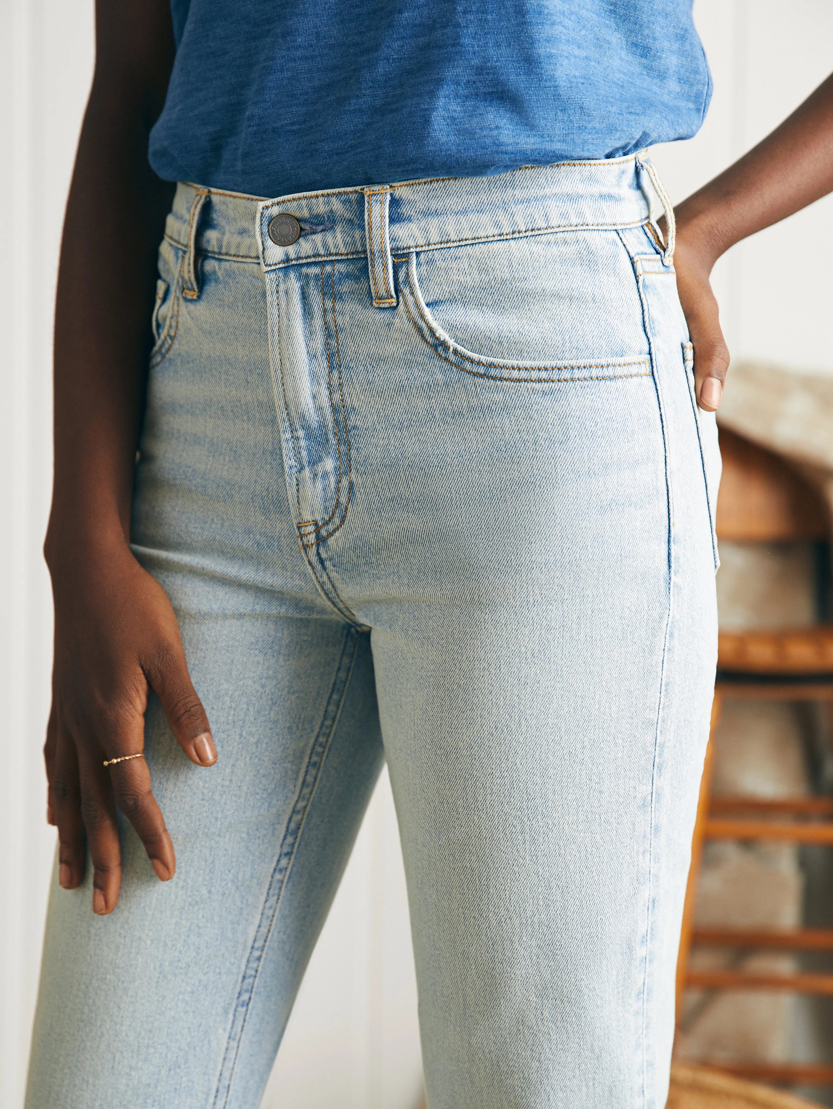 Organic Cotton Slim Straight Ankle Denim - Cloudbreak Wash sold by Faherty product image thumbnail 2