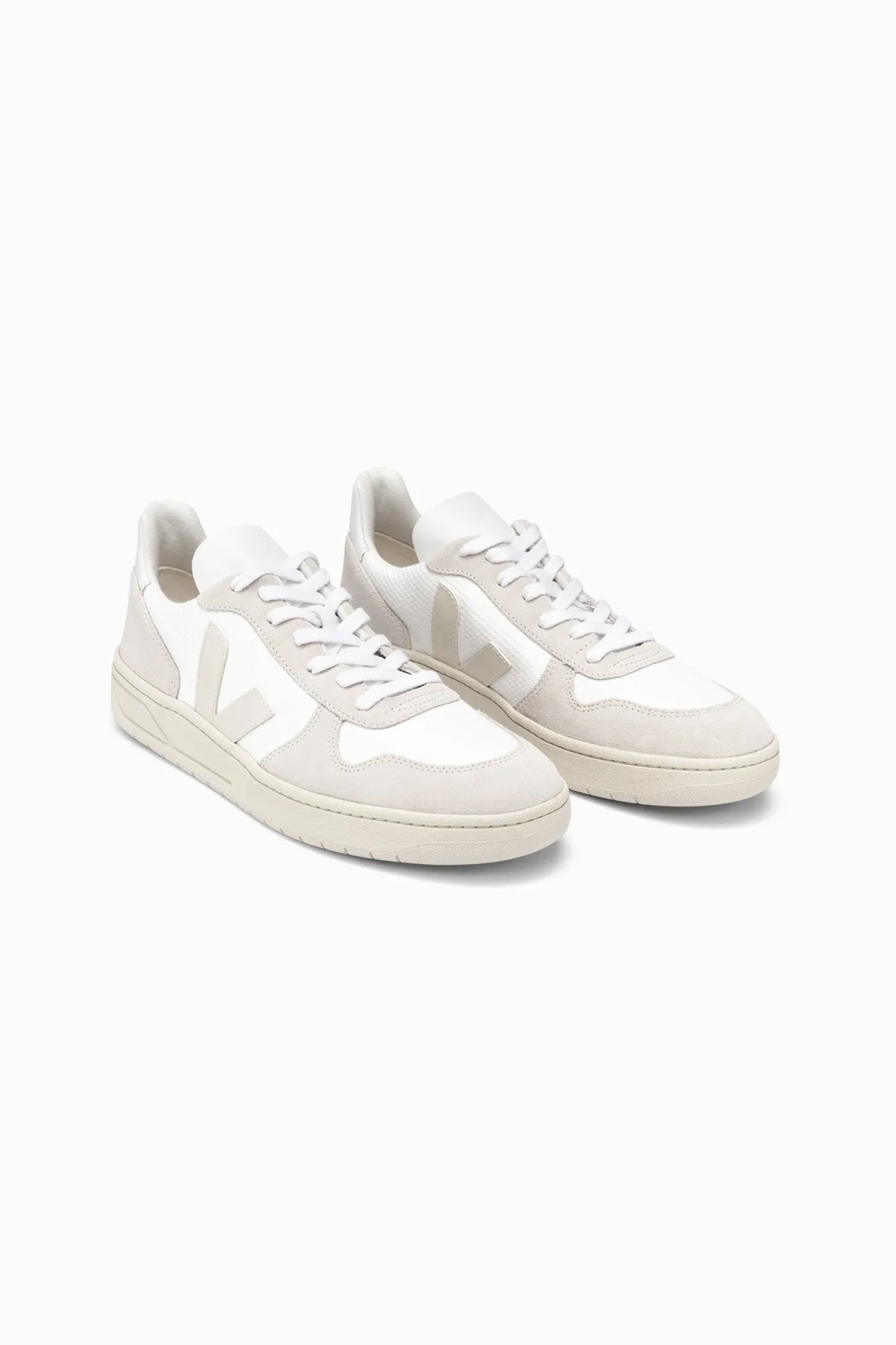 VEJA Women's V-10 - White Natural Pierre sold by Faherty product image thumbnail 2