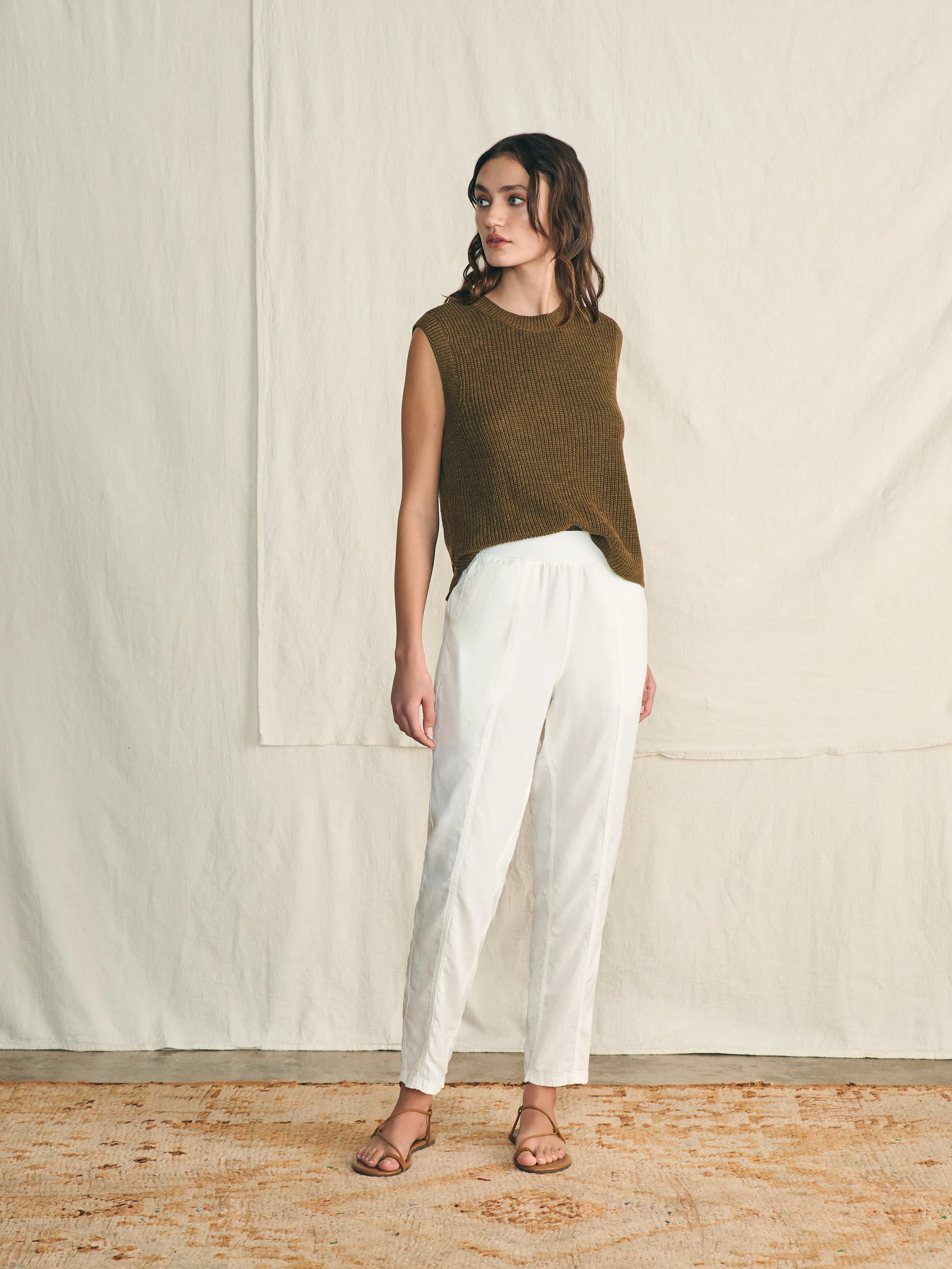 Arlie Pant - White sold by Faherty