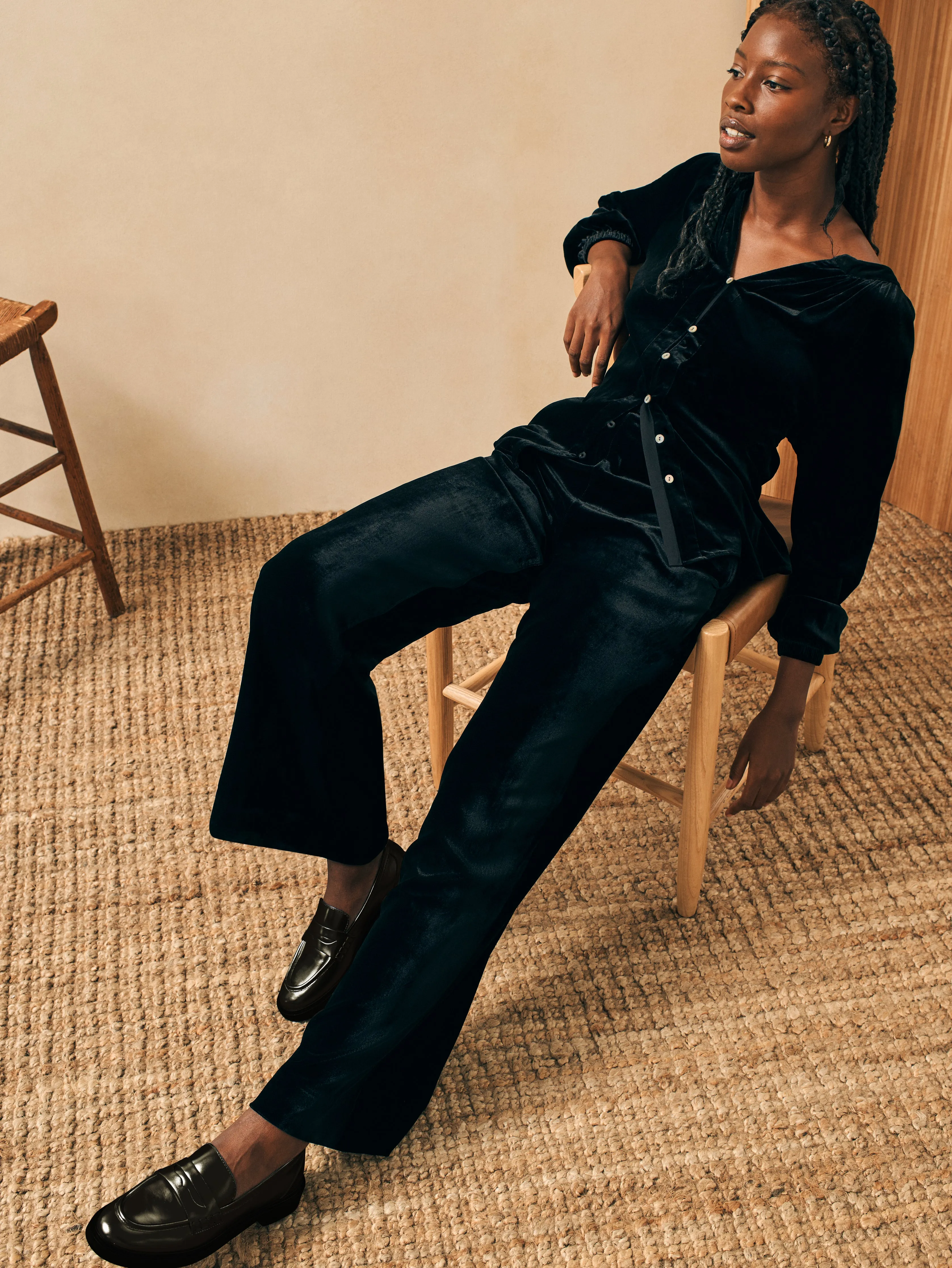 Stretch Silk Velvet Genevieve Pant - Black sold by Faherty