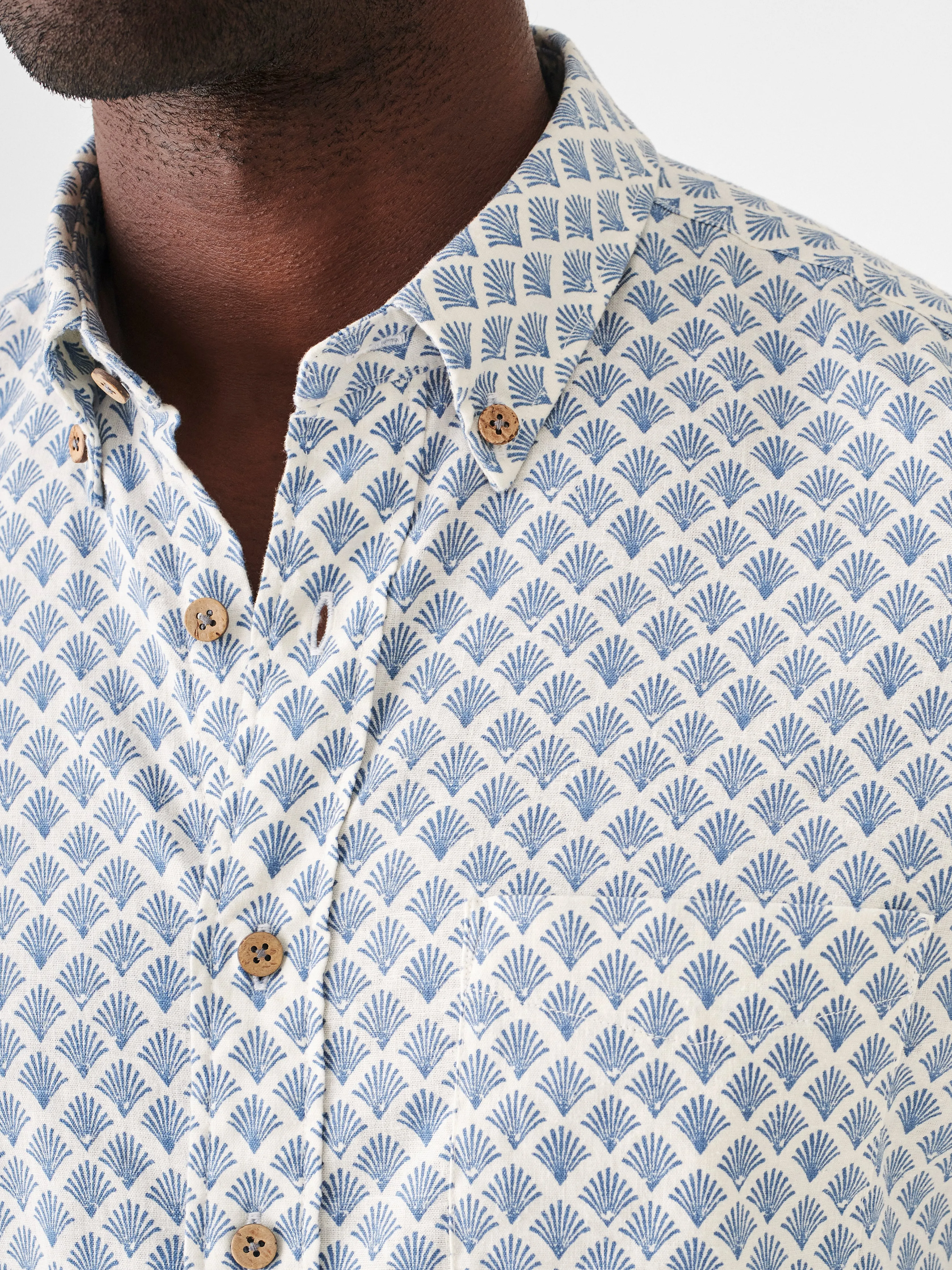 Short-Sleeve Breeze Shirt - White Wall Scallop Print sold by Faherty product image thumbnail 2