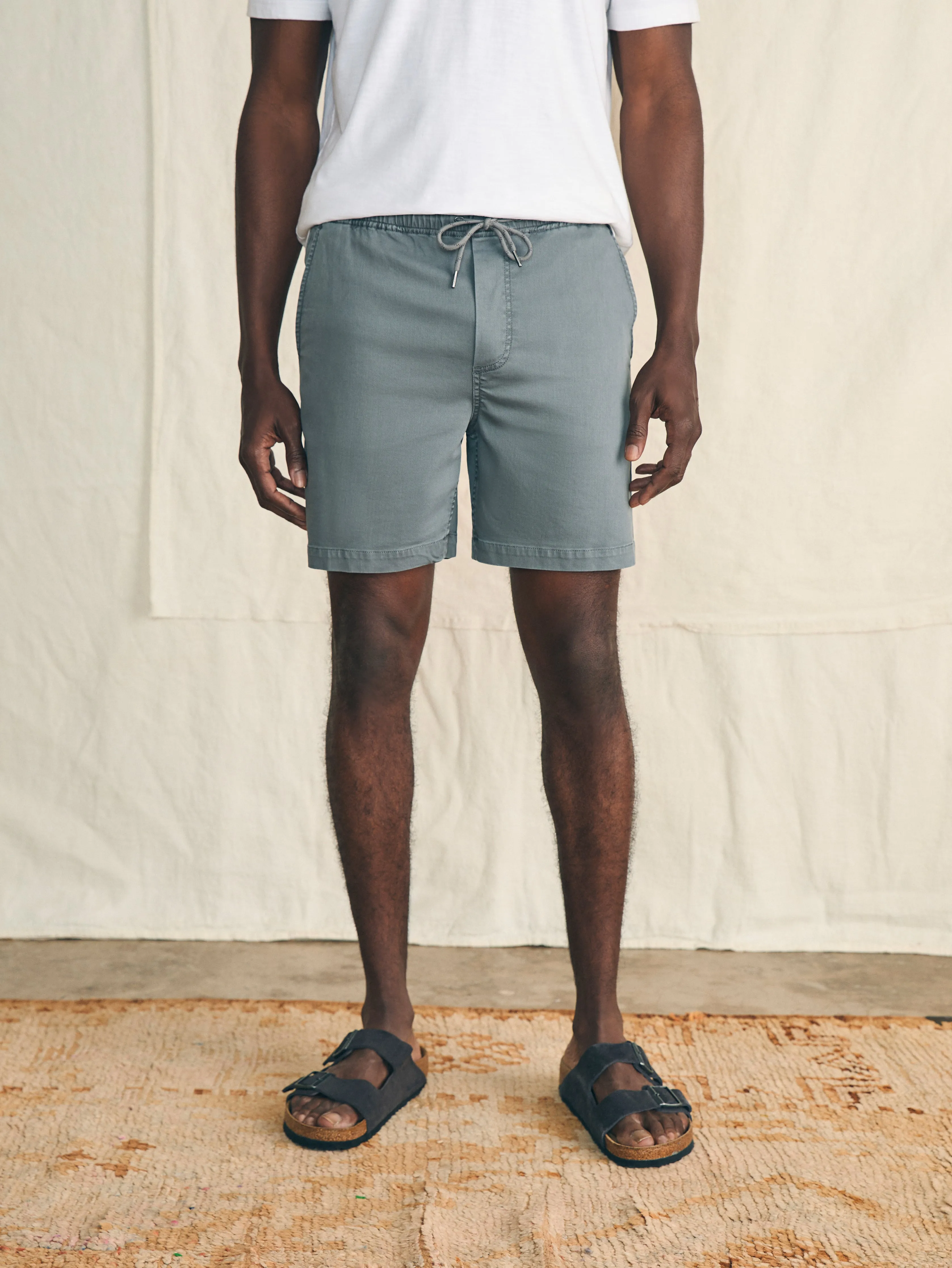 Essential Drawstring Short (6.5" Inseam) - Ember sold by Faherty