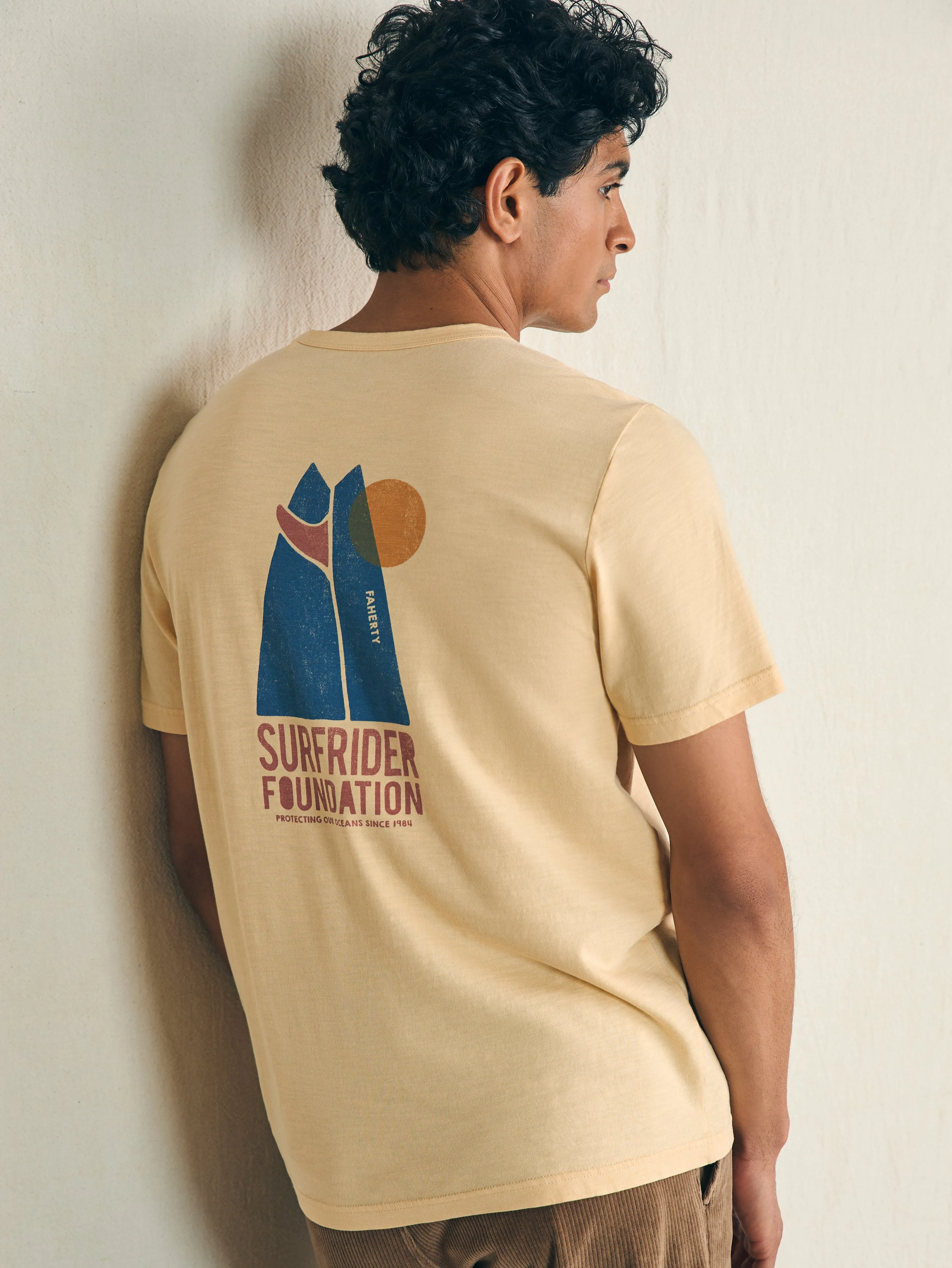 Short-Sleeve Surfrider Sunwashed Pocket Tee - Sunny Days sold by Faherty product image thumbnail 2