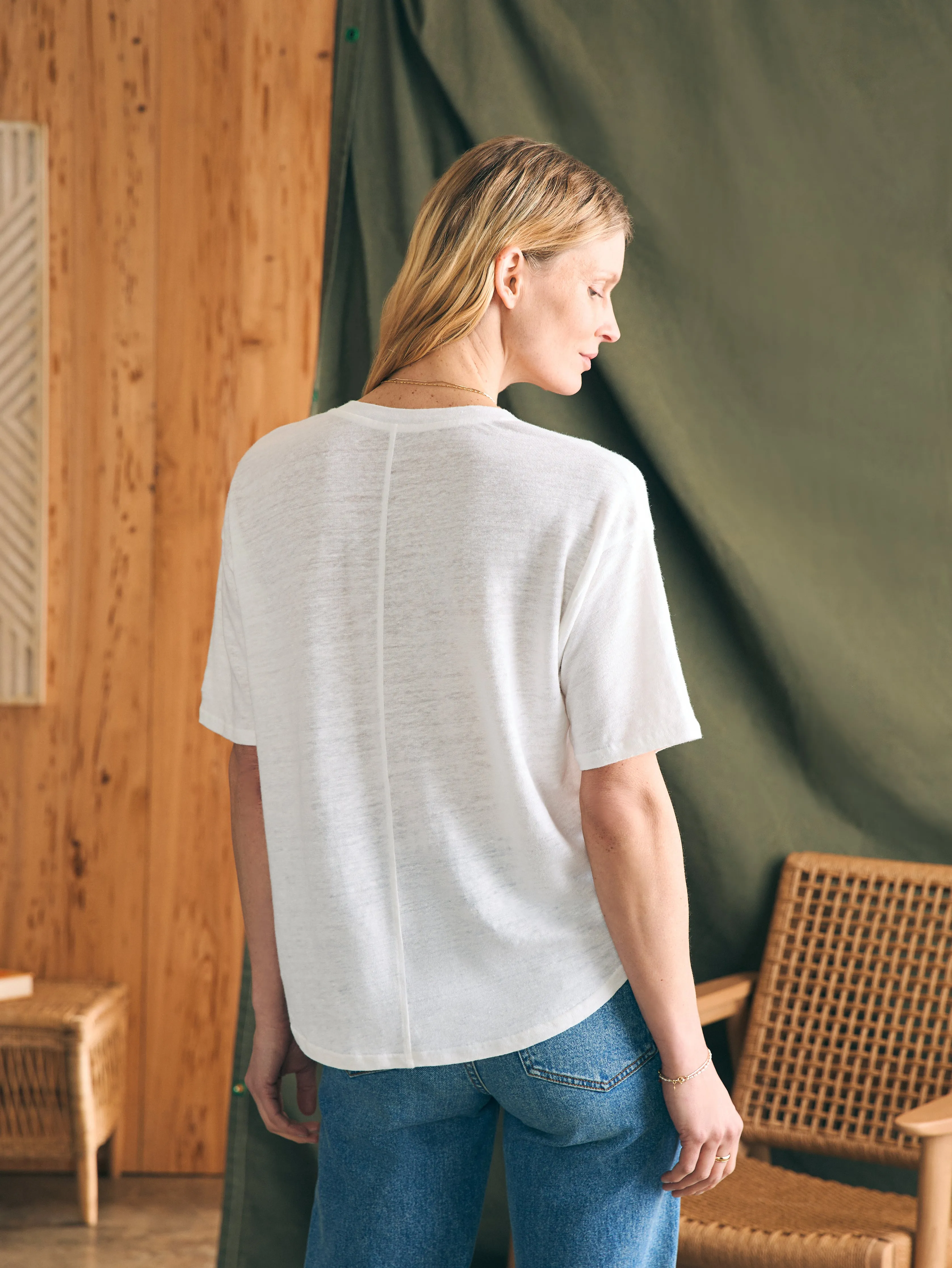 Oceanside Linen V-Neck Tee - White sold by Faherty product image thumbnail 5