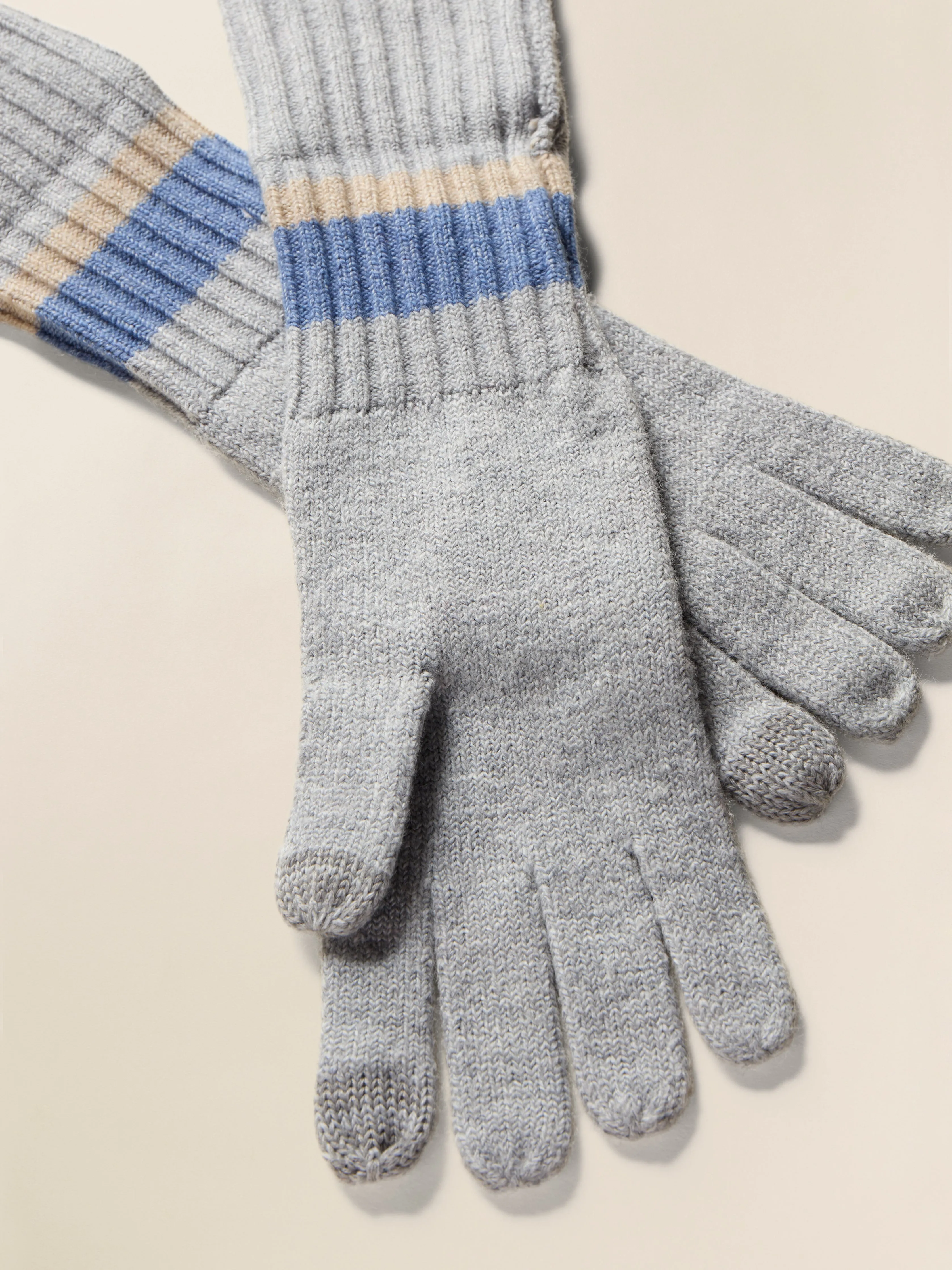 Jackson Cuffed Glove - Grey Cliffs Heather sold by Faherty product image thumbnail 3