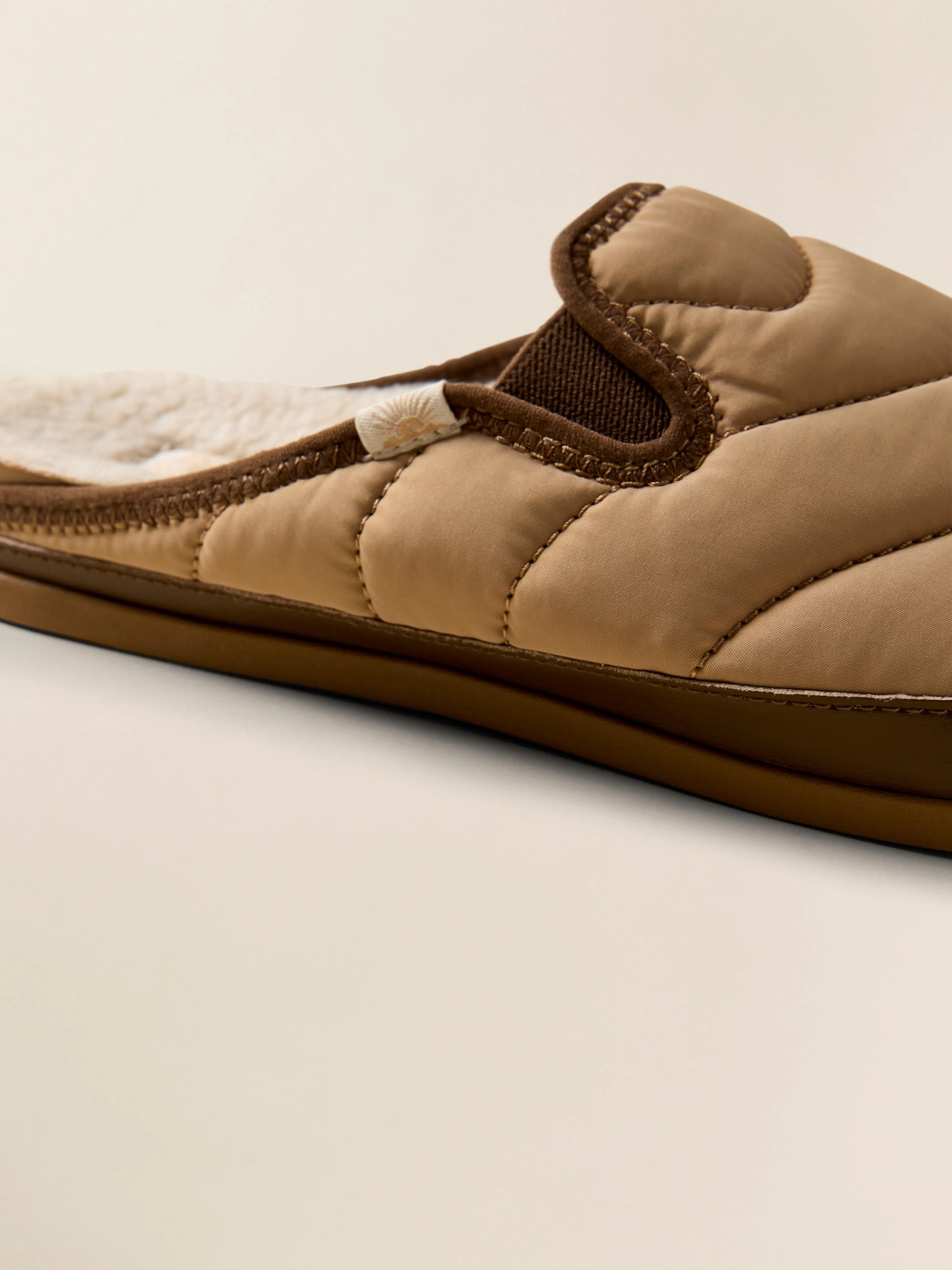 Faherty X Reef Mens Slipper Scuff - Acorn sold by Faherty product image thumbnail 3