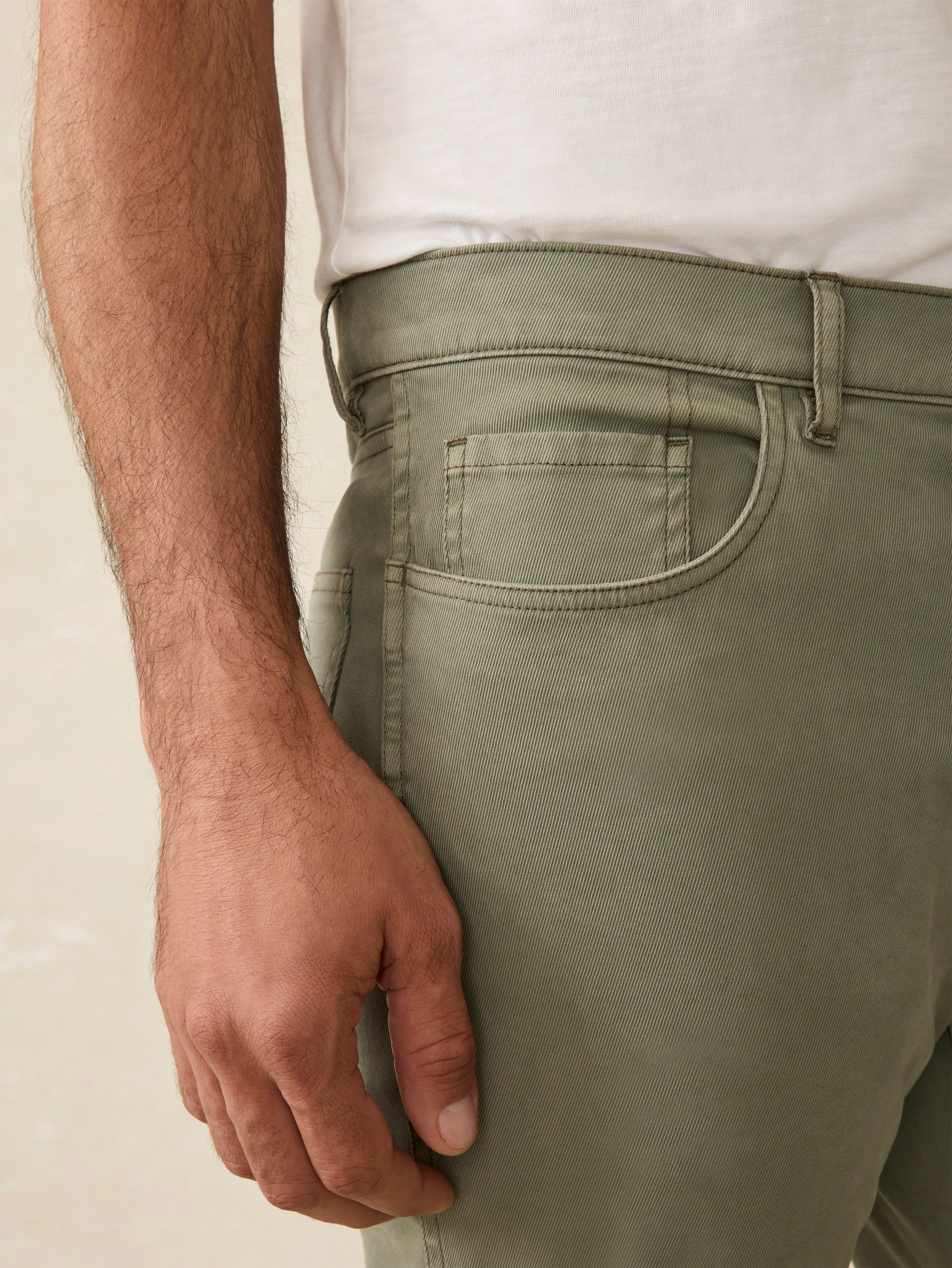 Comfort Twill 5-Pocket - Surplus Green sold by Faherty product image thumbnail 2