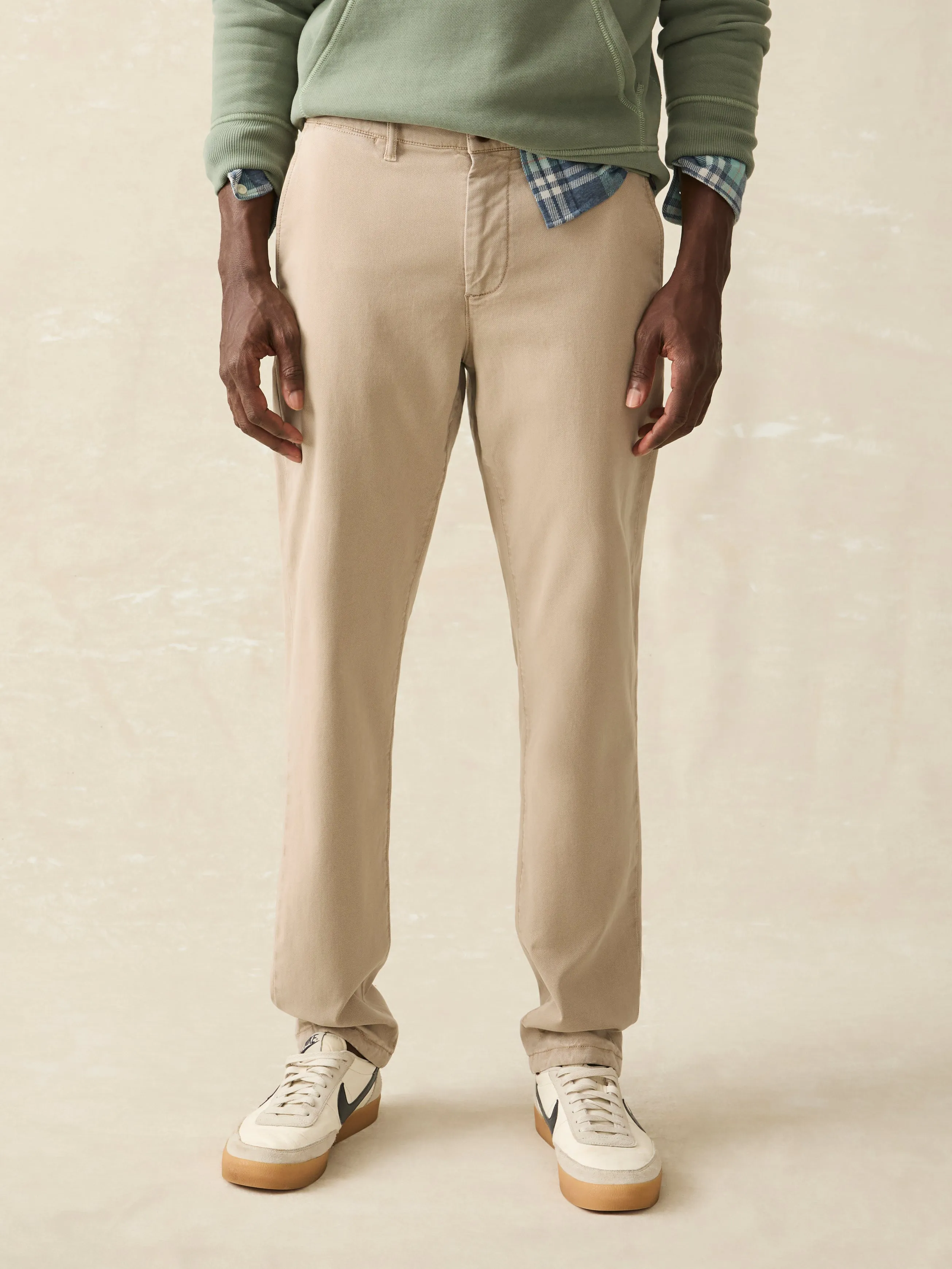 Coastline Chino - Utility Khaki sold by Faherty