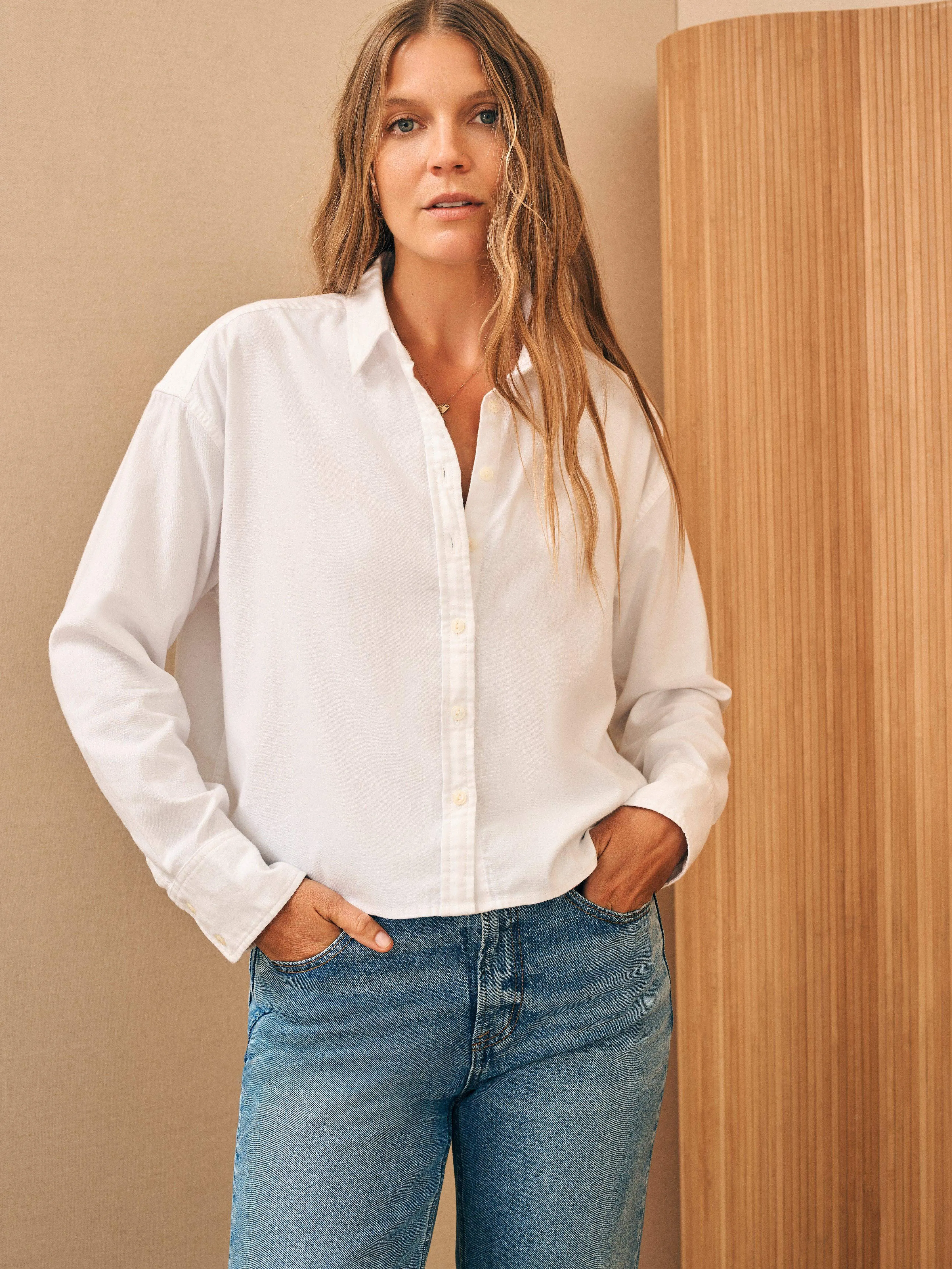 Stretch Oxford Cropped Shirt - White sold by Faherty