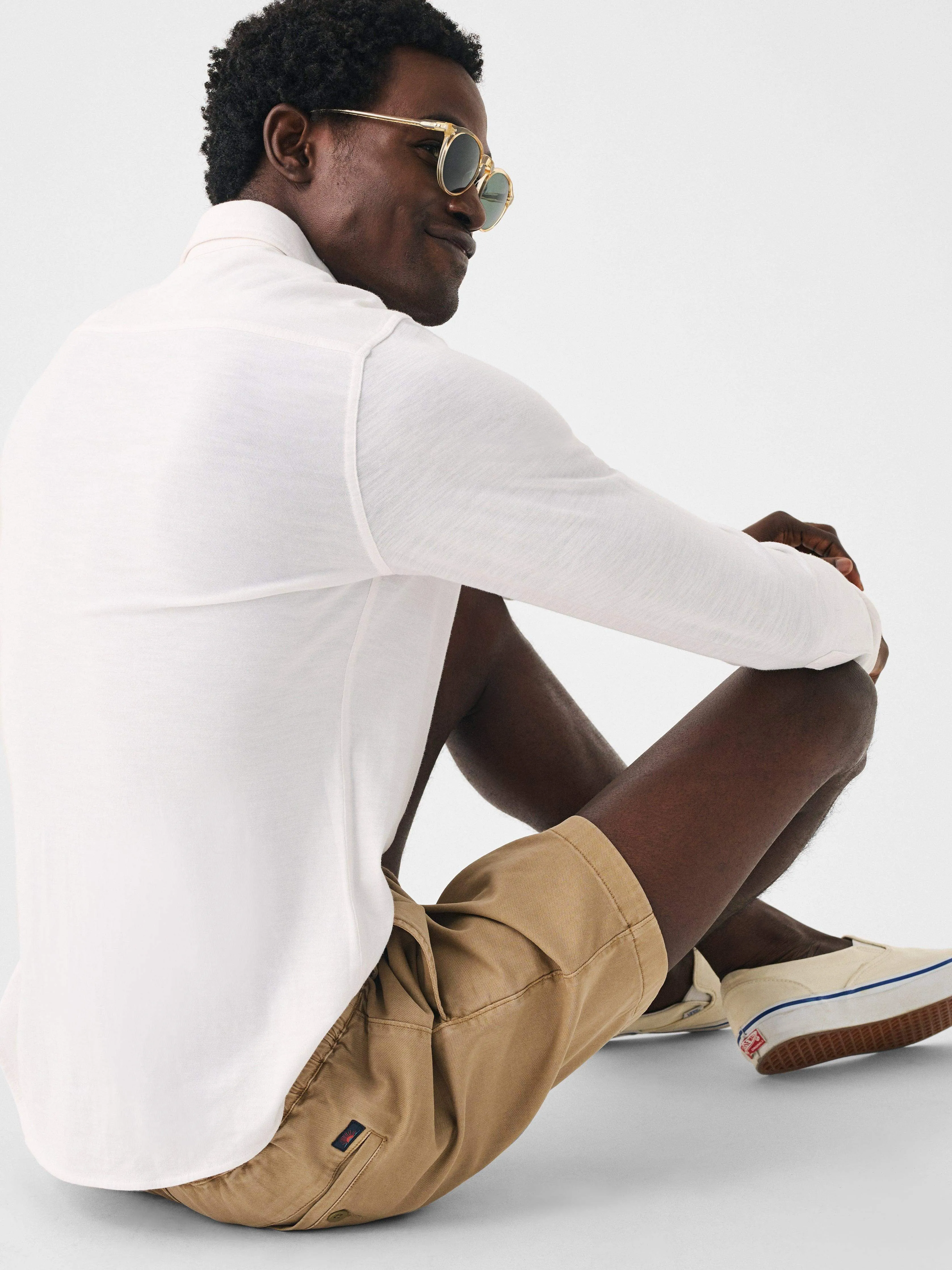 Essential Drawstring Short (6.5" Inseam) - Oakwood sold by Faherty product image thumbnail 4