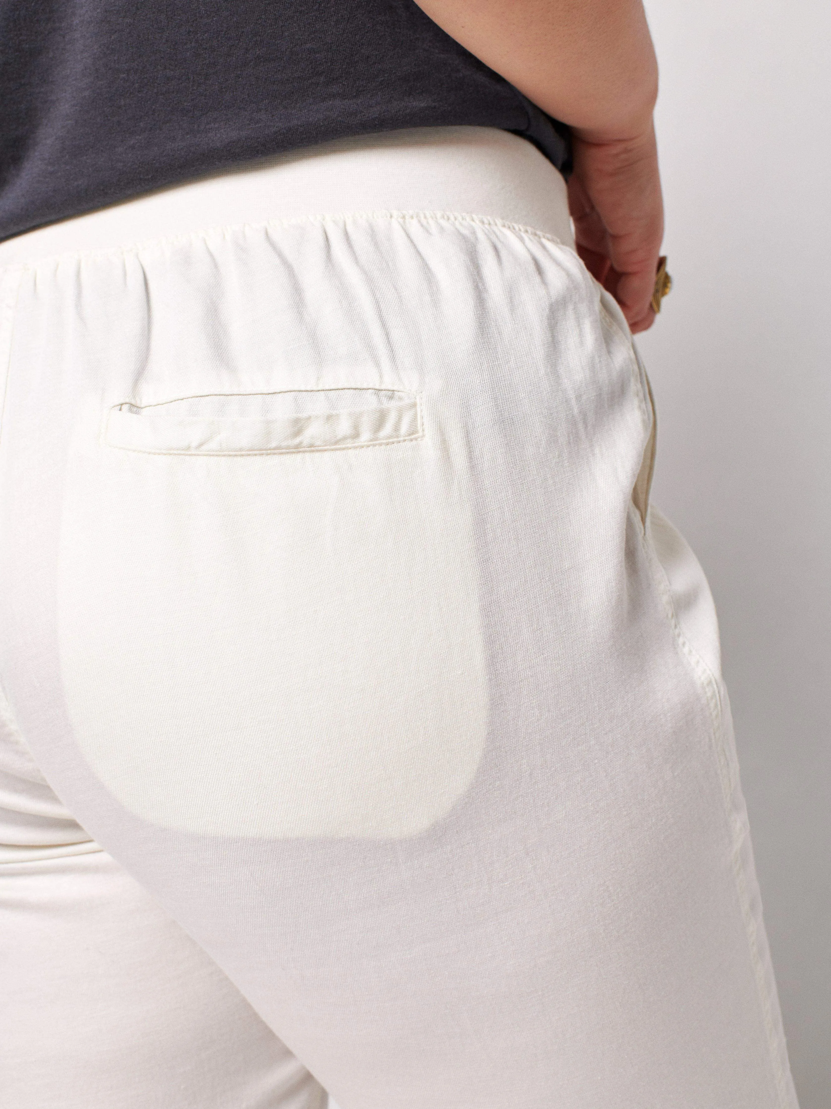 Arlie Day™ Pant - White sold by Faherty product image thumbnail 5