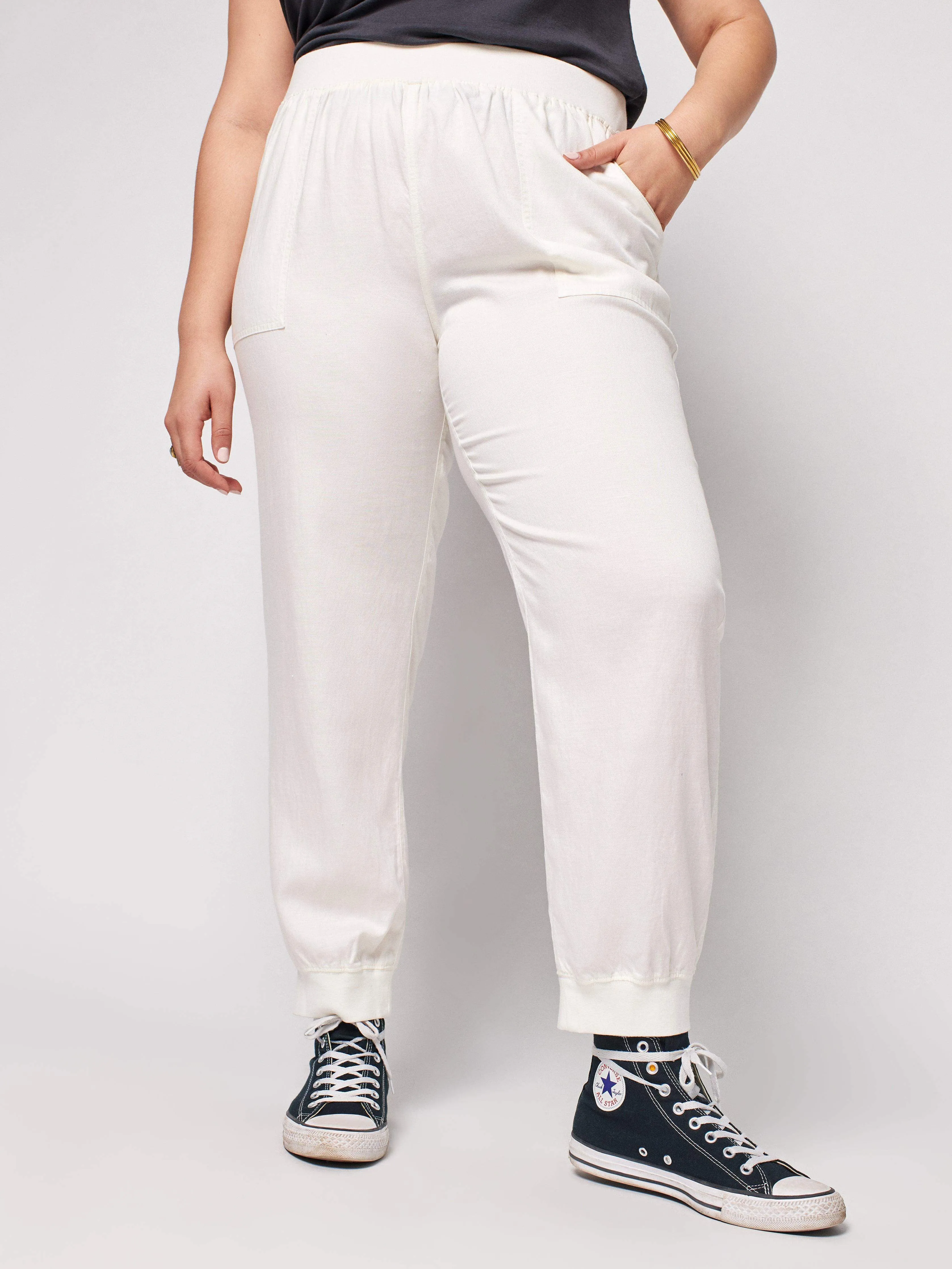 Arlie Day™ Pant - White sold by Faherty product image thumbnail 2