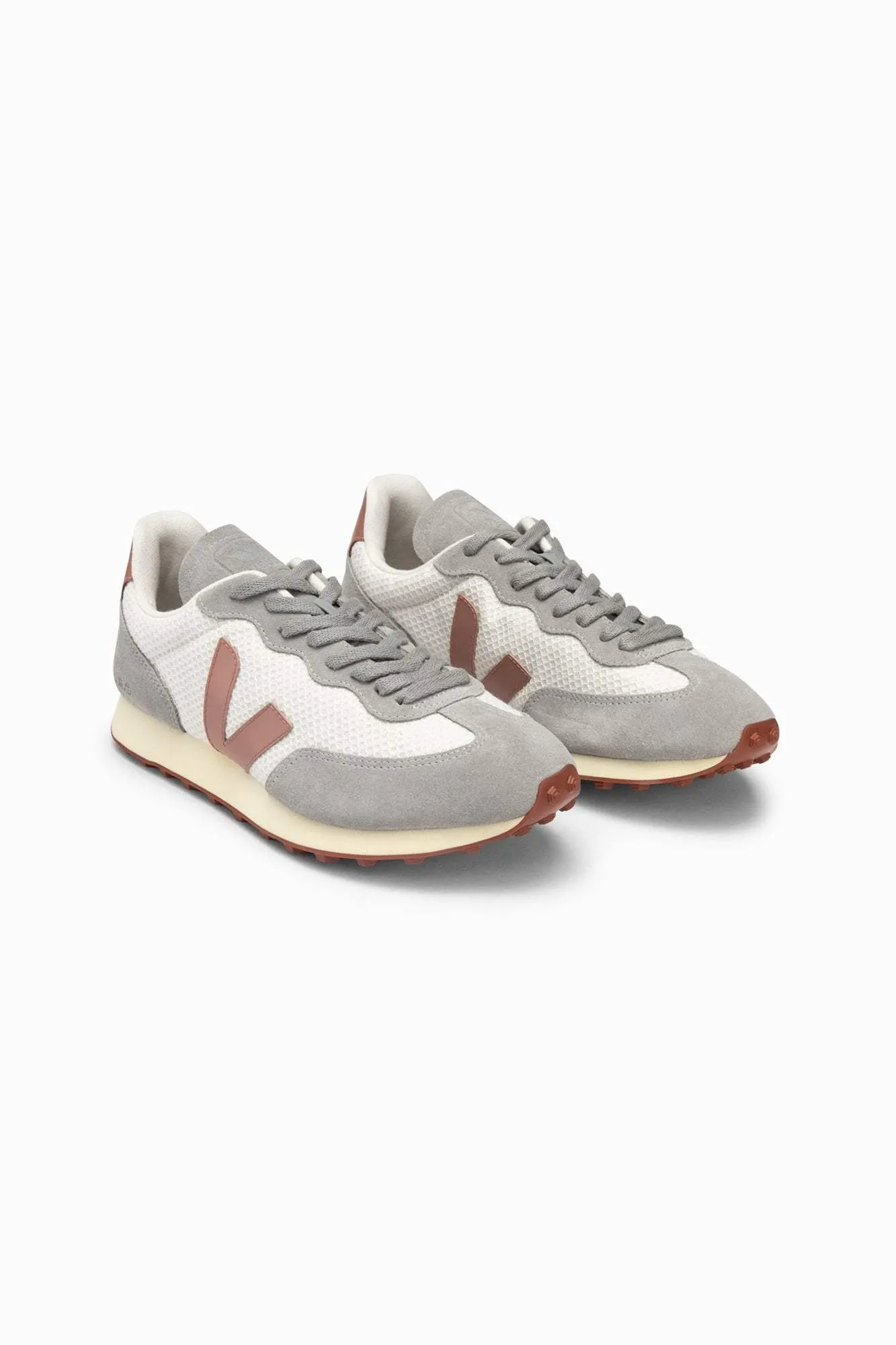VEJA Women's Rio Branco - Pearl Dried Petal Oxford Grey sold by Faherty product image thumbnail 2