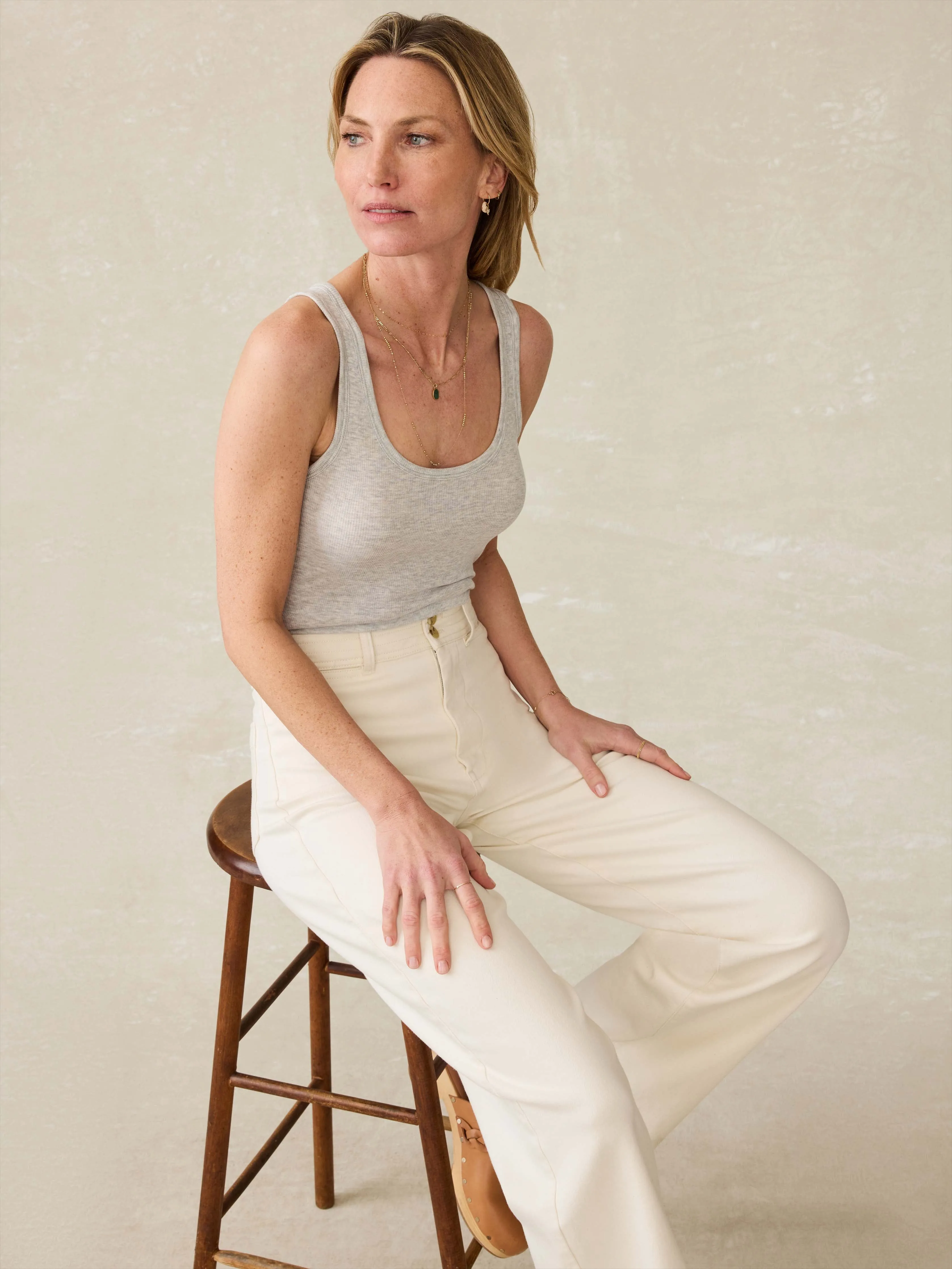 Featherweight Freestyle Tank - Light Grey Heather sold by Faherty product image thumbnail 4