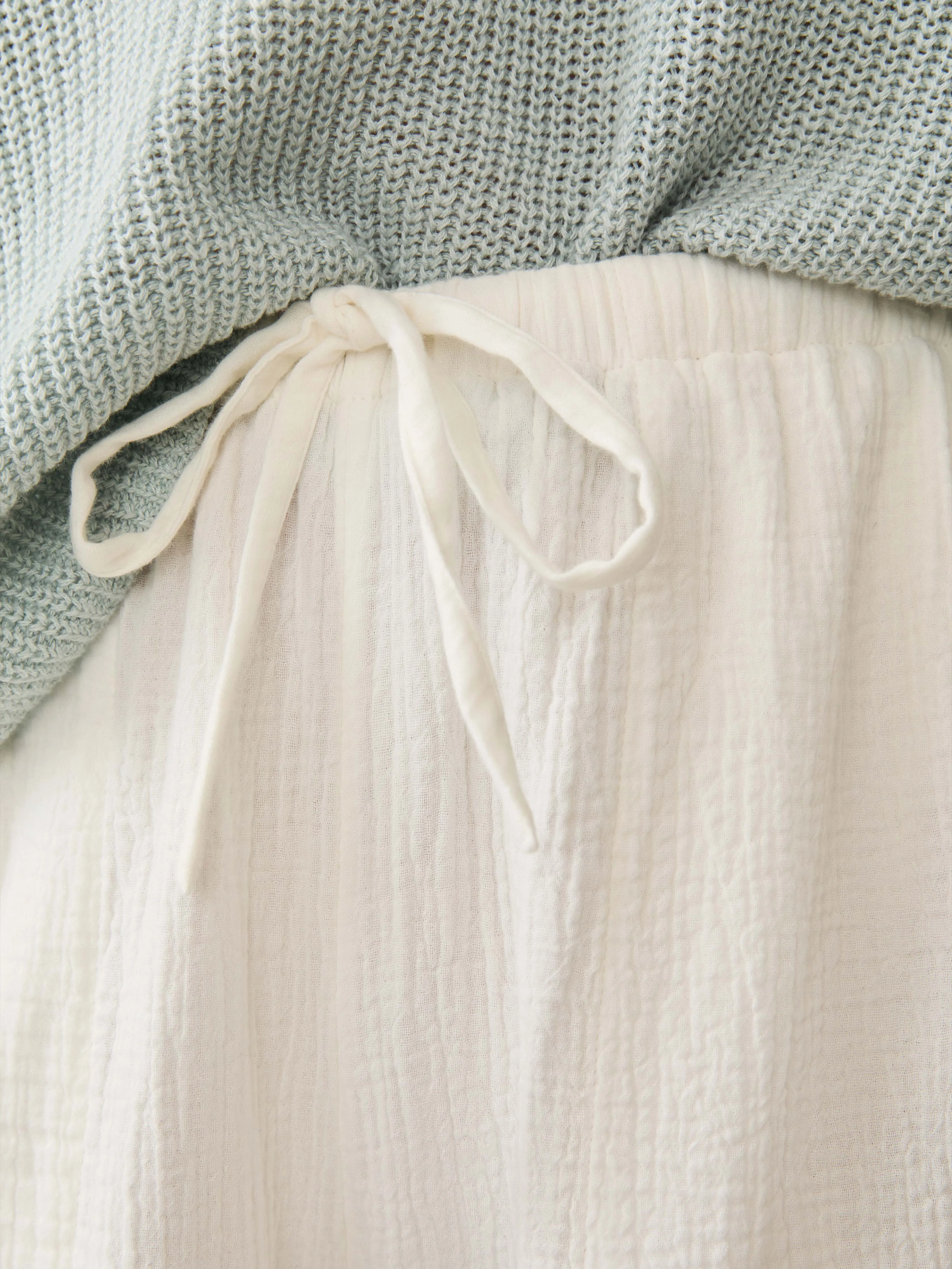 Laidback Gauze Pant - White sold by Faherty product image thumbnail 2