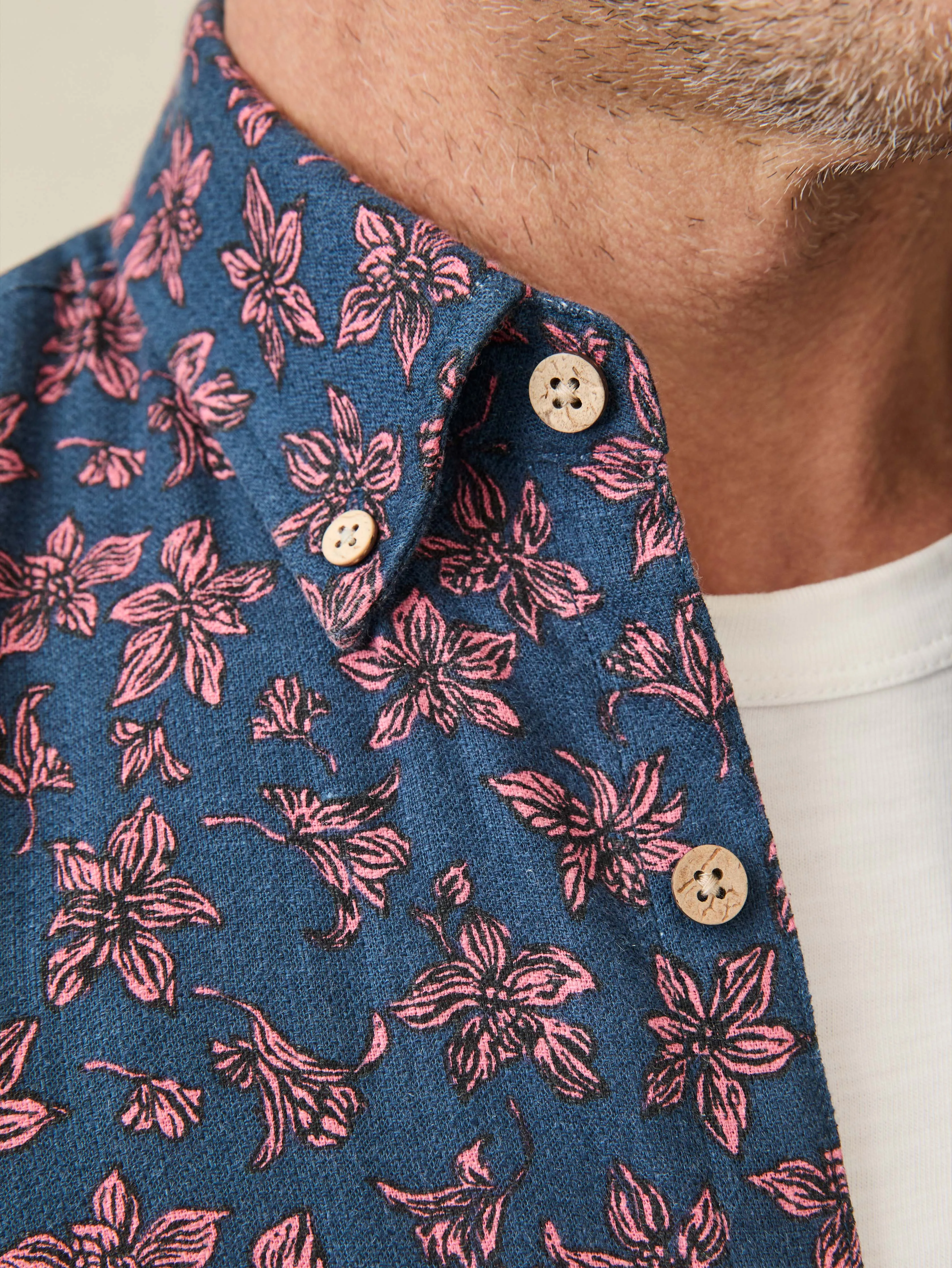 Short-Sleeve Breeze Shirt - Berry Navy Floral sold by Faherty product image thumbnail 2