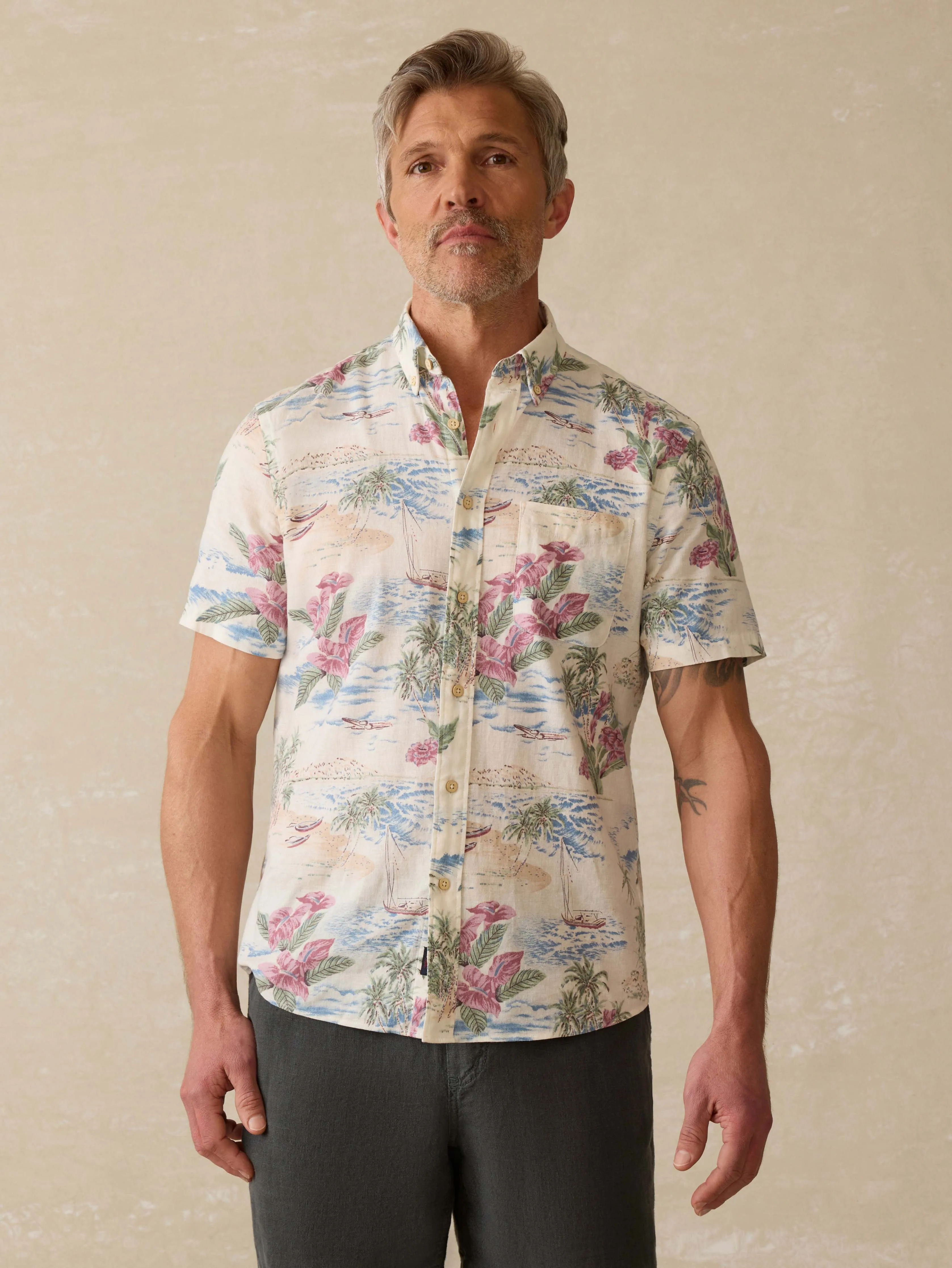 Short-Sleeve Breeze Shirt - Molokai Scenic Tropical sold by Faherty