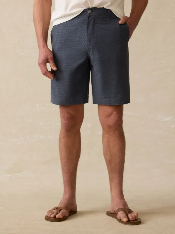All Day Short 2.0 (9") - Midnight Fishscale sold by Faherty