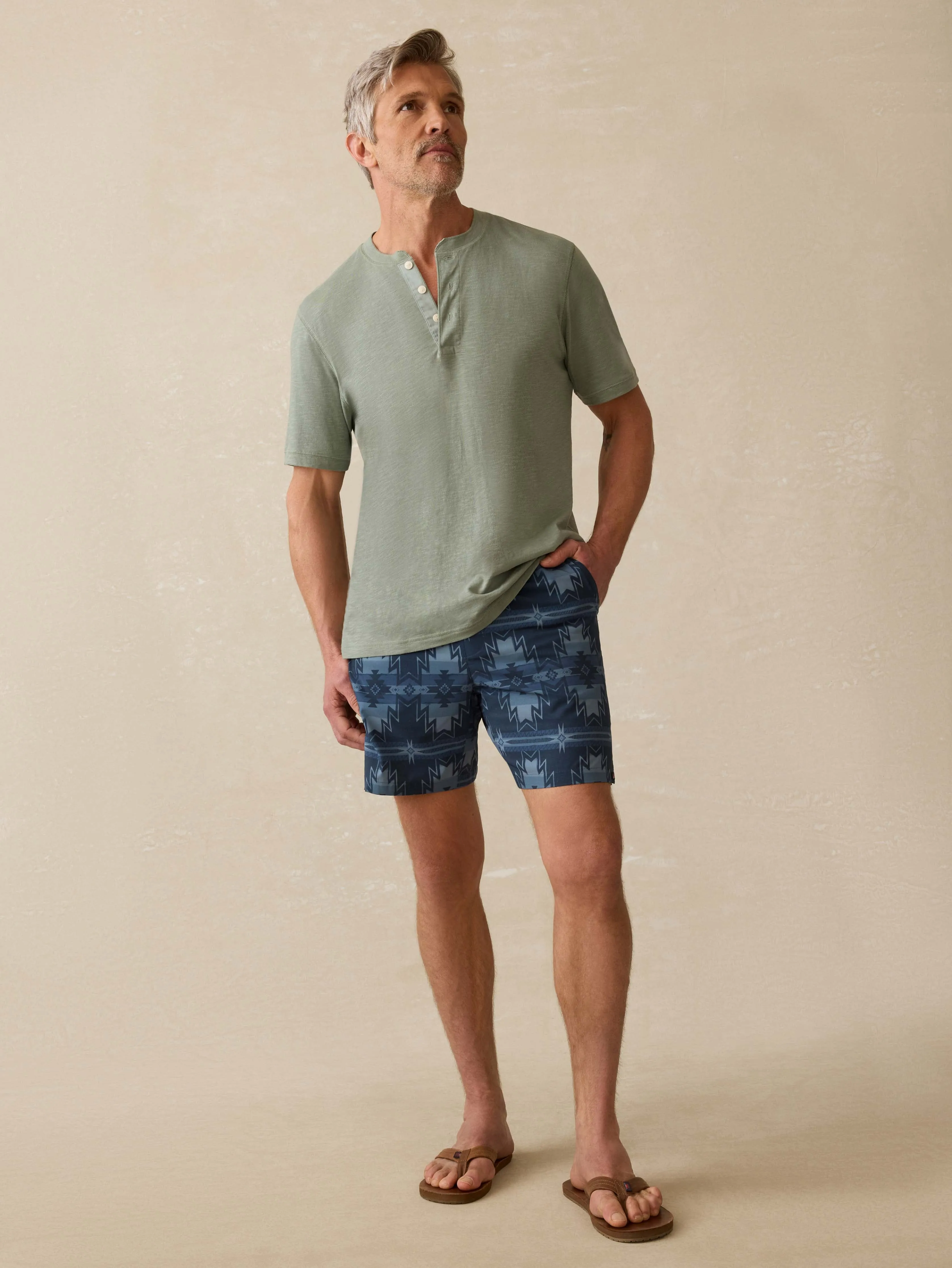 Doug Good Feather Shorelite Trunk (7") - Night Navy Stars sold by Faherty product image thumbnail 5