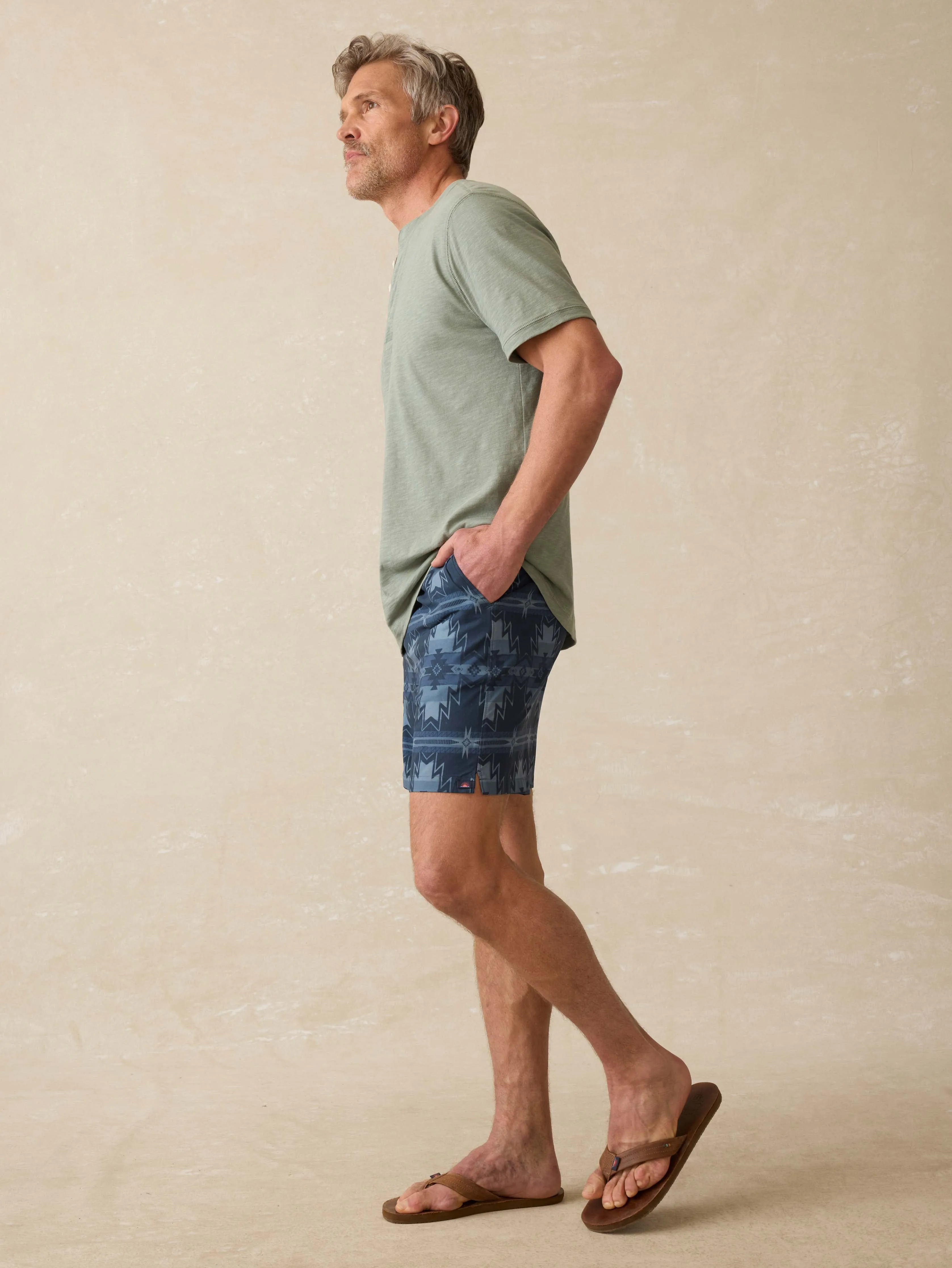 Doug Good Feather Shorelite Trunk (7") - Night Navy Stars sold by Faherty product image thumbnail 4