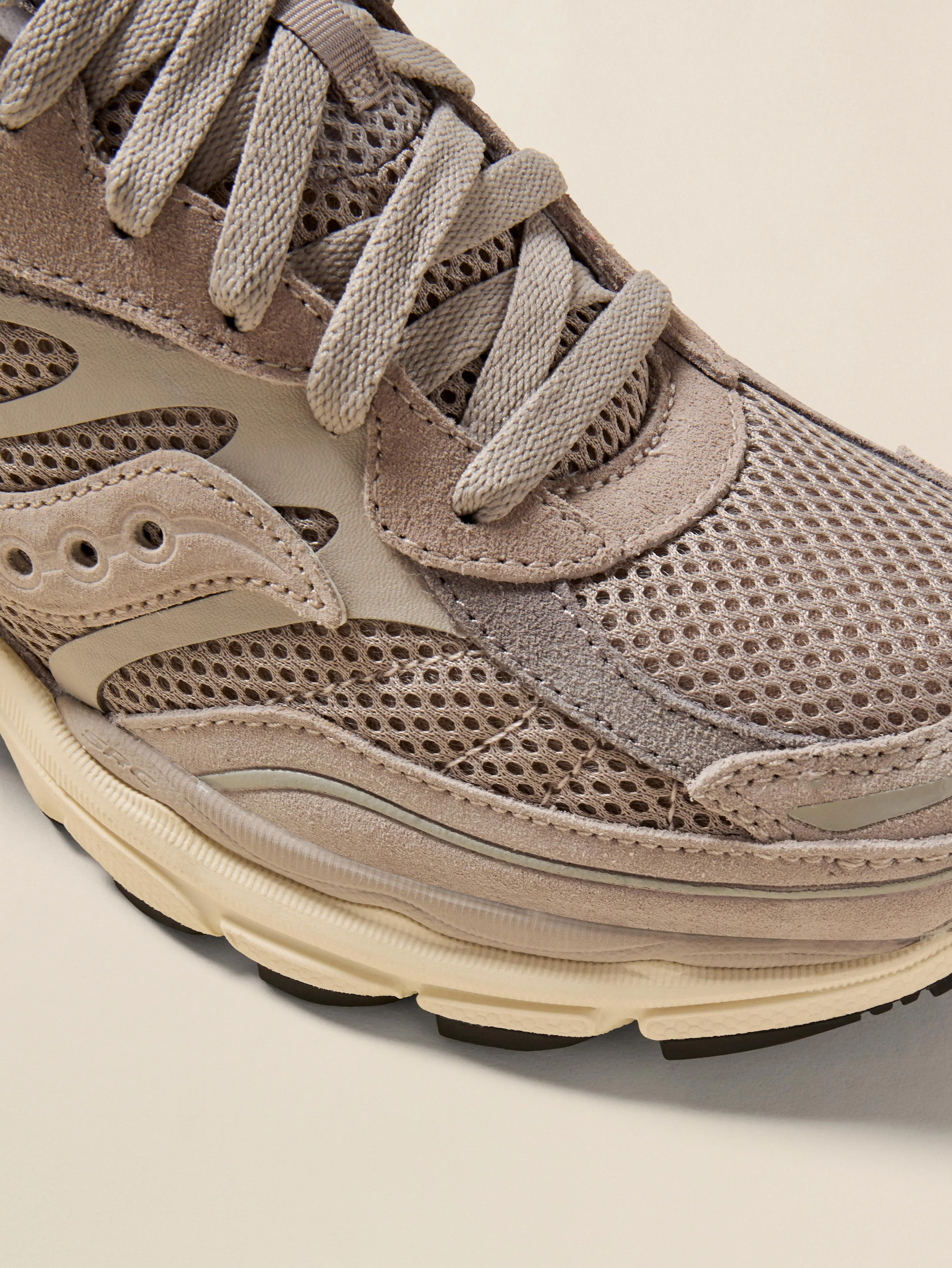 Saucony Progird Omni 9 - Grey sold by Faherty product image thumbnail 5
