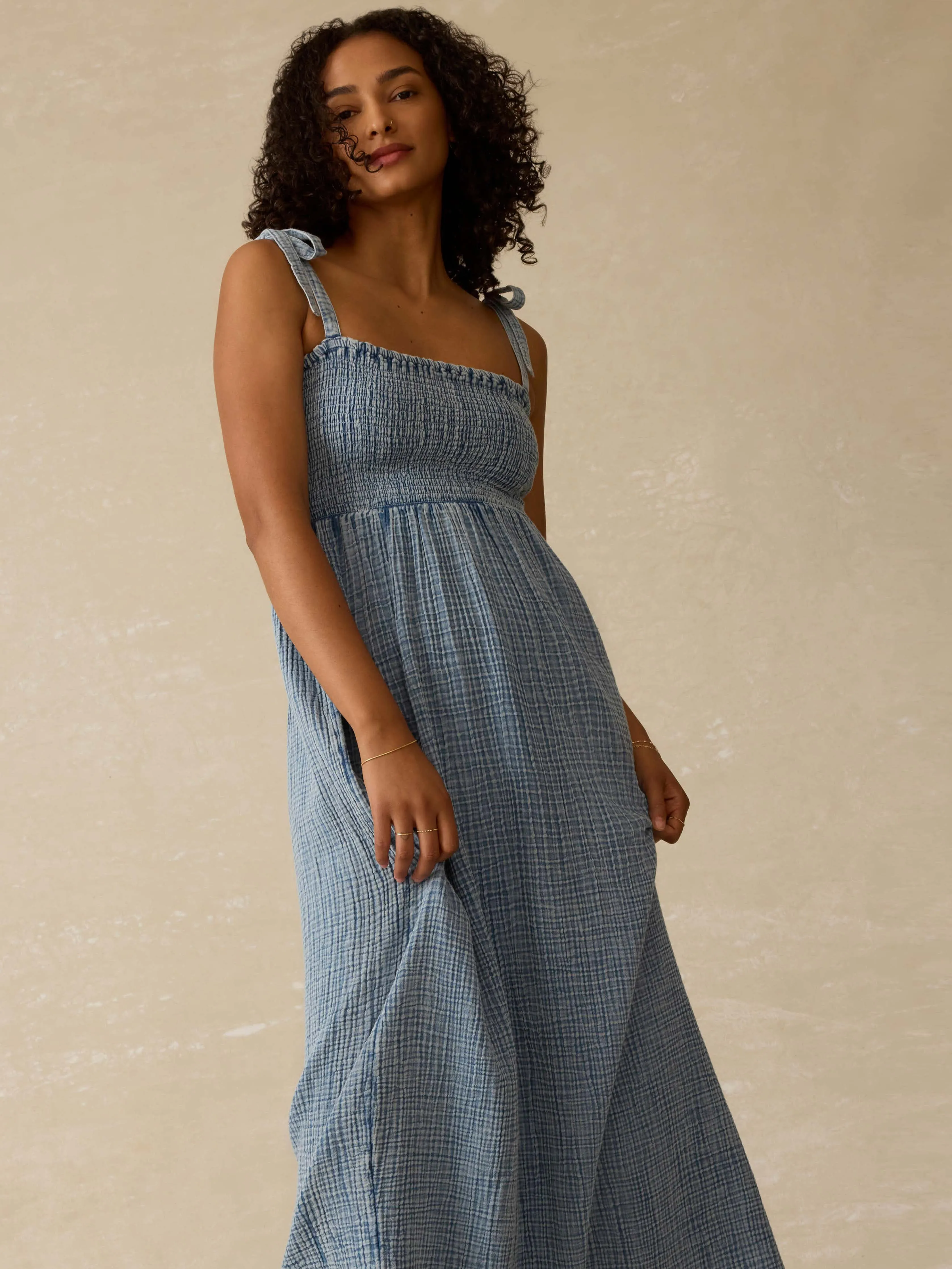 Dune Cotton Gauze Ella Dress - Light Indigo Wash sold by Faherty product image thumbnail 3