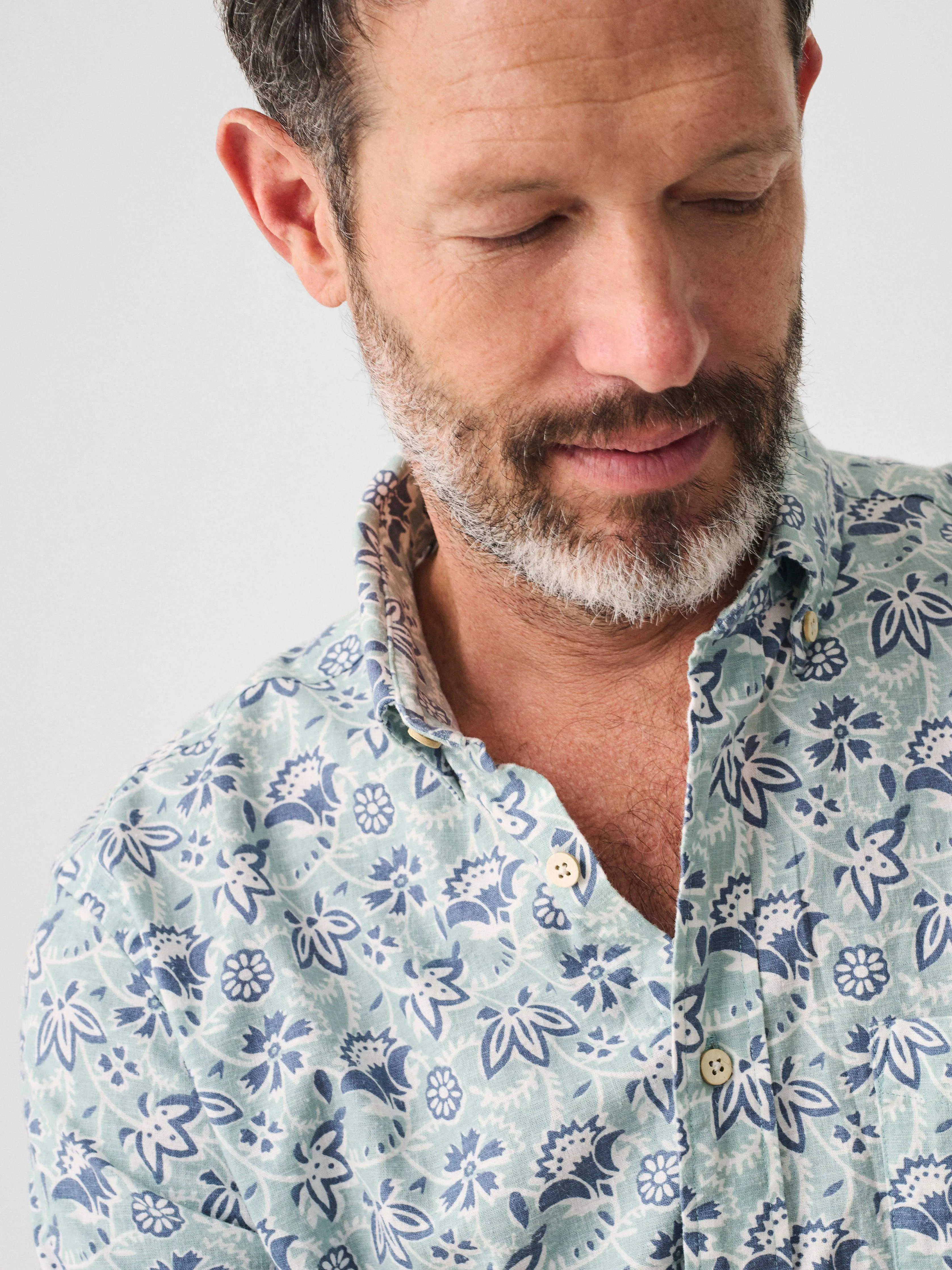 Short-Sleeve Breeze Shirt - Riptide Floral Batik sold by Faherty product image thumbnail 3