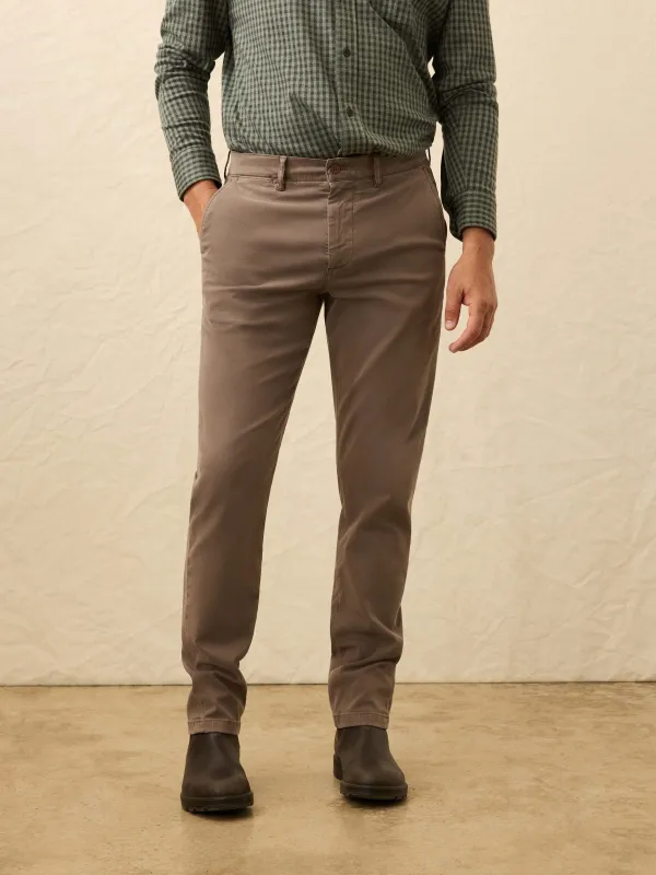 Coastline Stretch Chino - Alpine Brown sold by Faherty