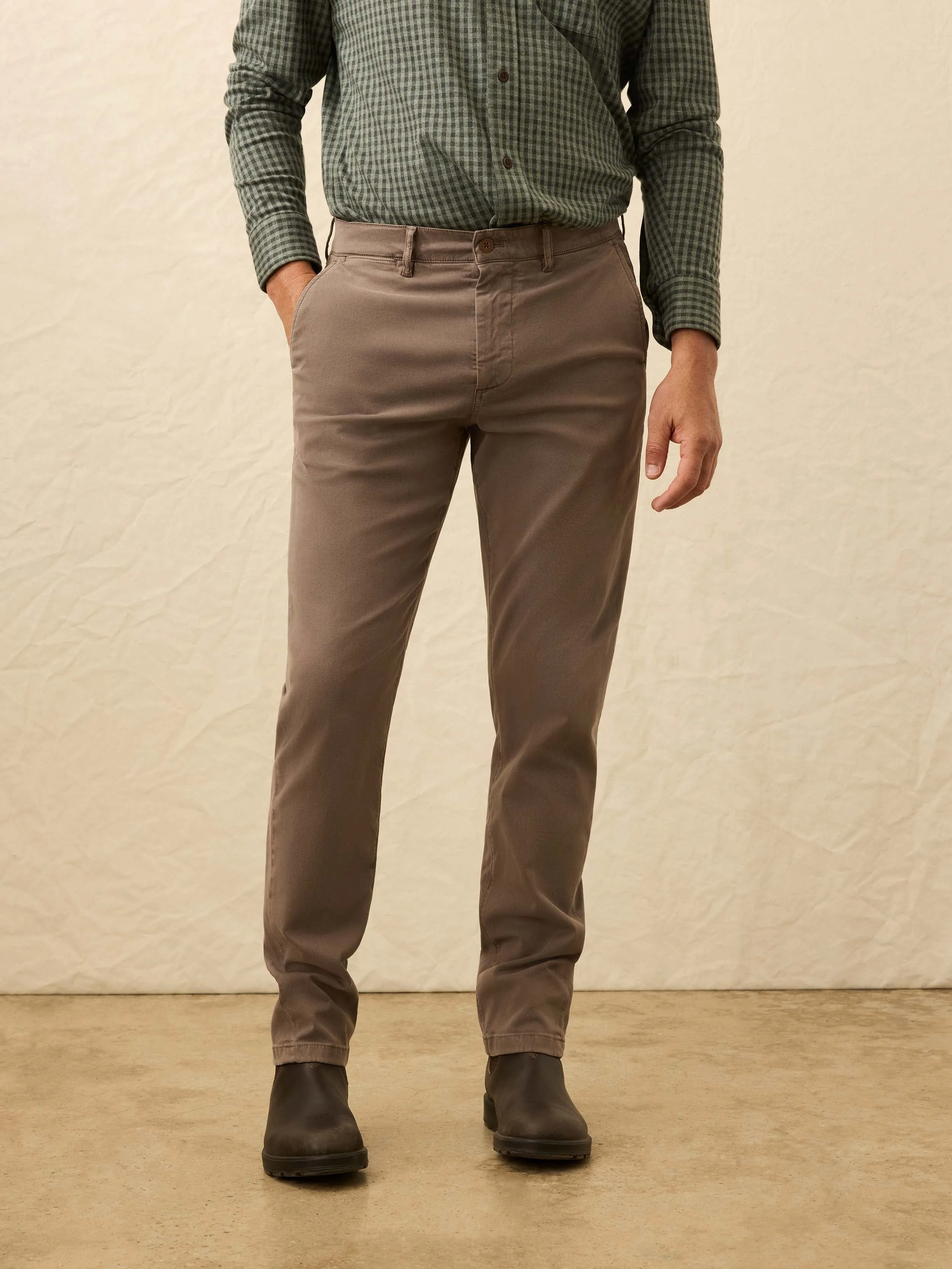 Coastline Stretch Chino - Alpine Brown sold by Faherty