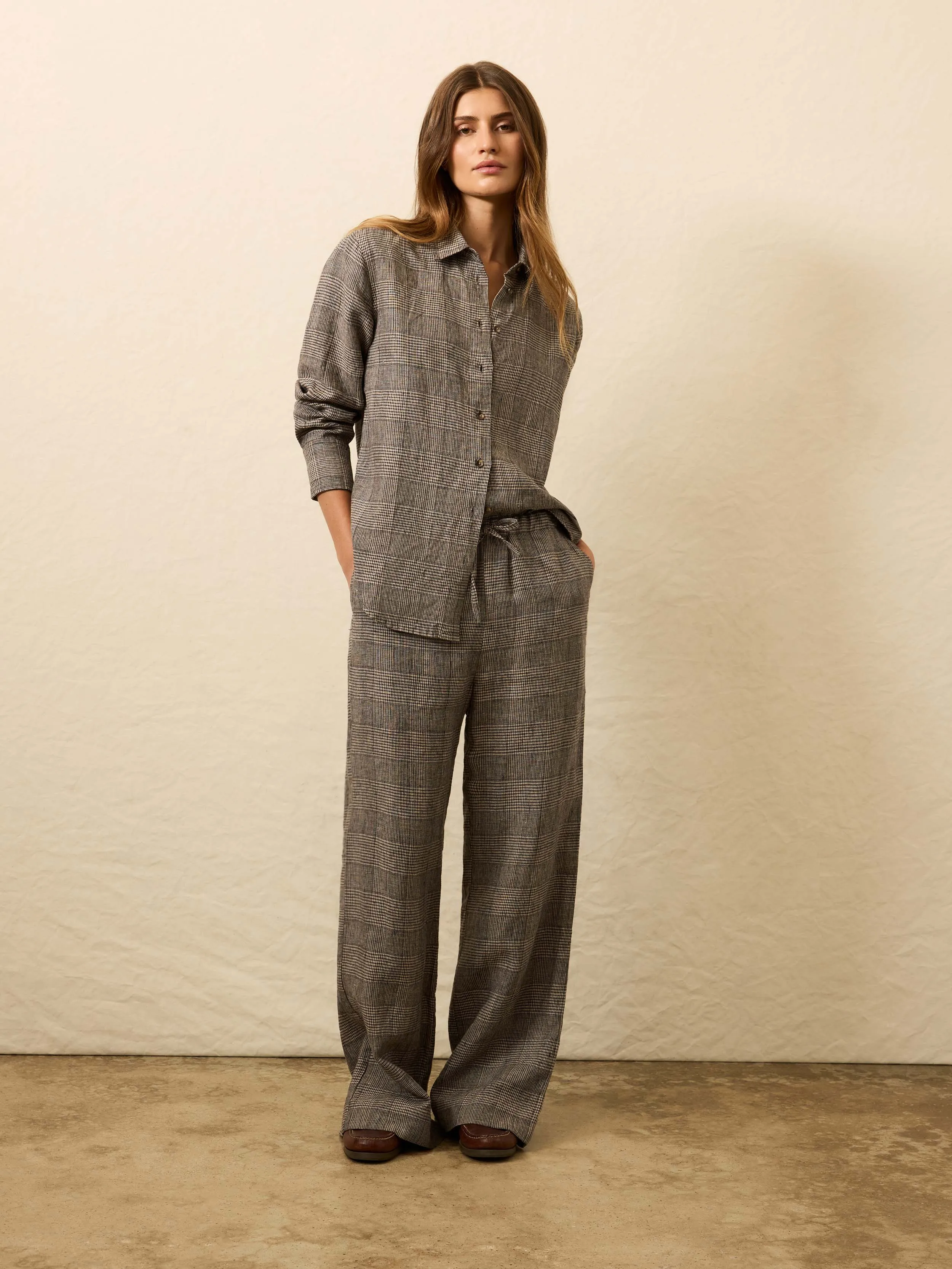 Laidback Linen Pant - Overlook Plaid sold by Faherty product image thumbnail 5