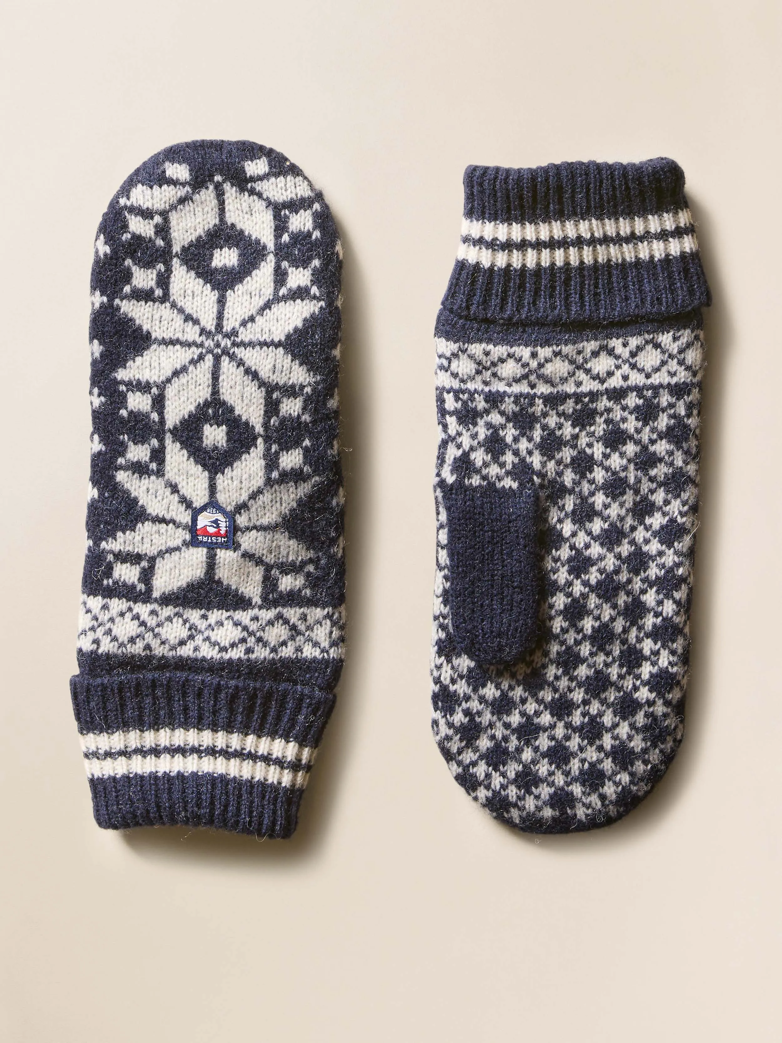 Hestra Isvik Mitt - Navy Off White sold by Faherty