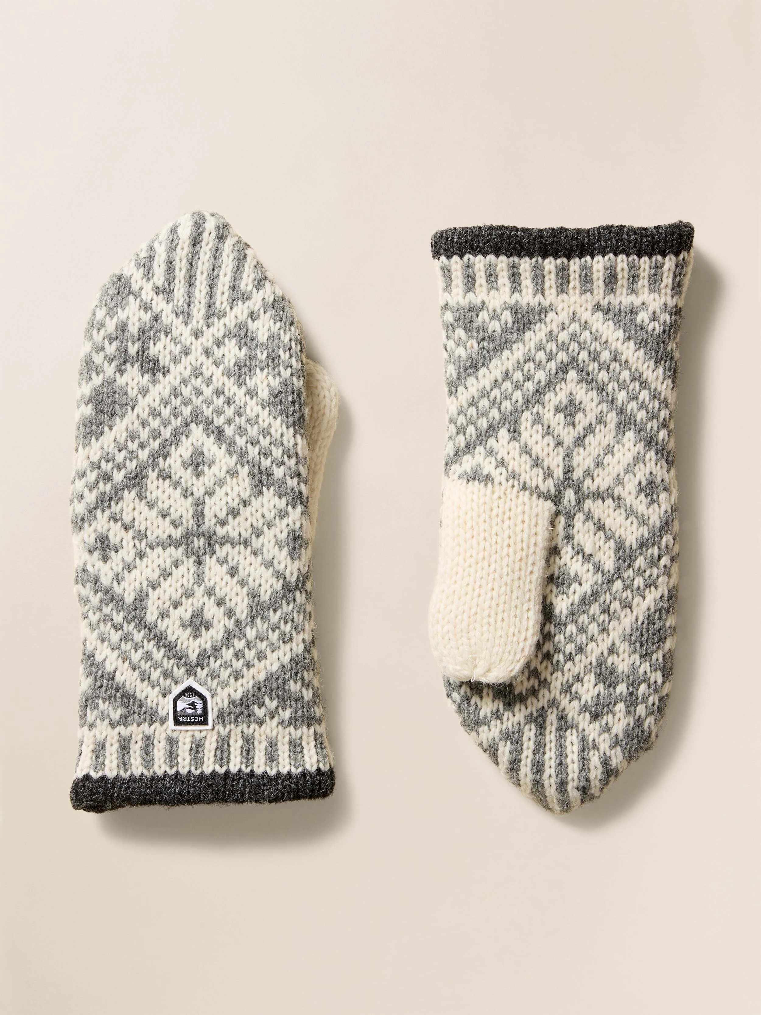 Hestra Isvik Mitt - Grey Off White sold by Faherty