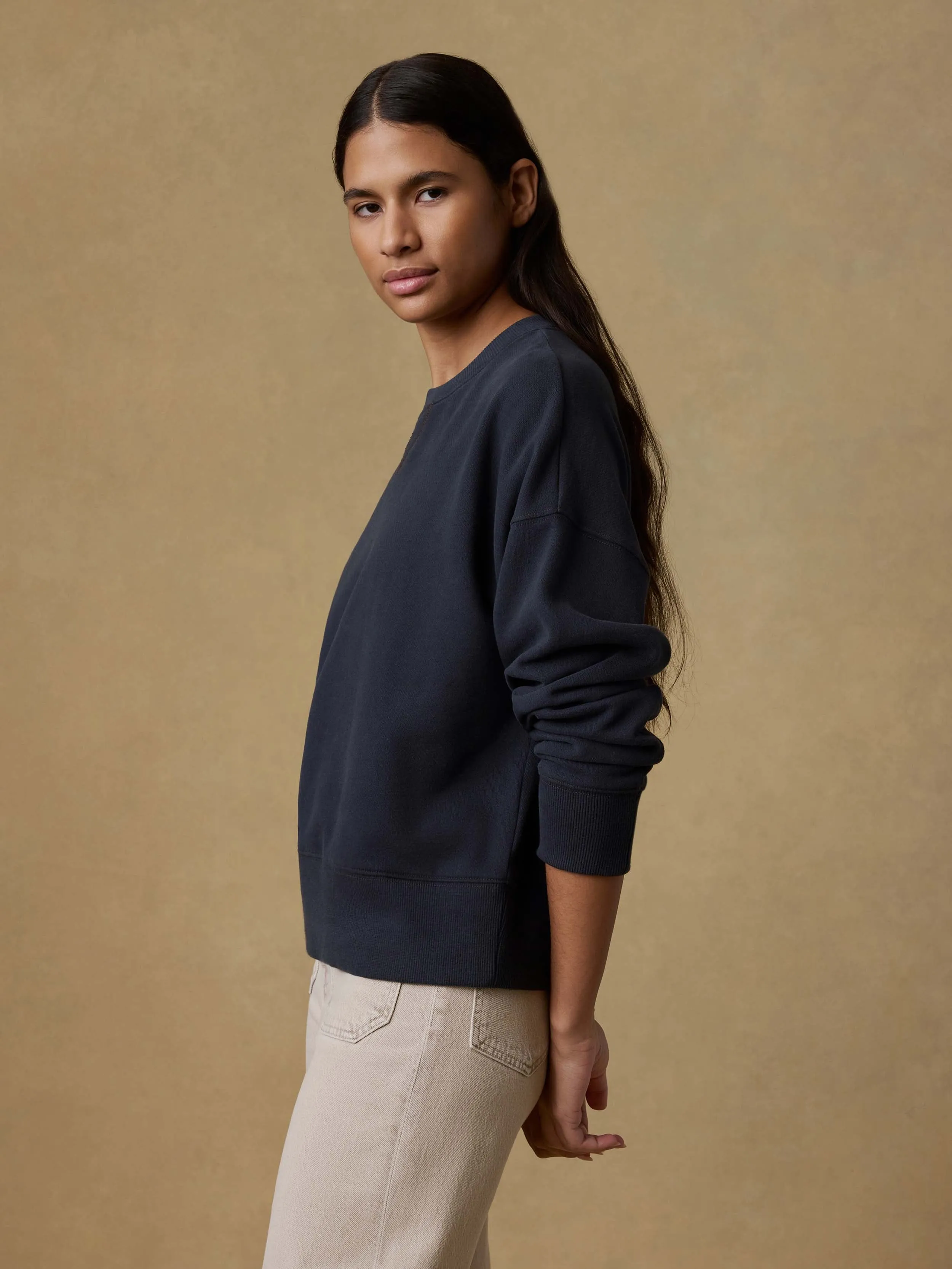 High Standard Fleece Vintage Crew - Black sold by Faherty product image thumbnail 2