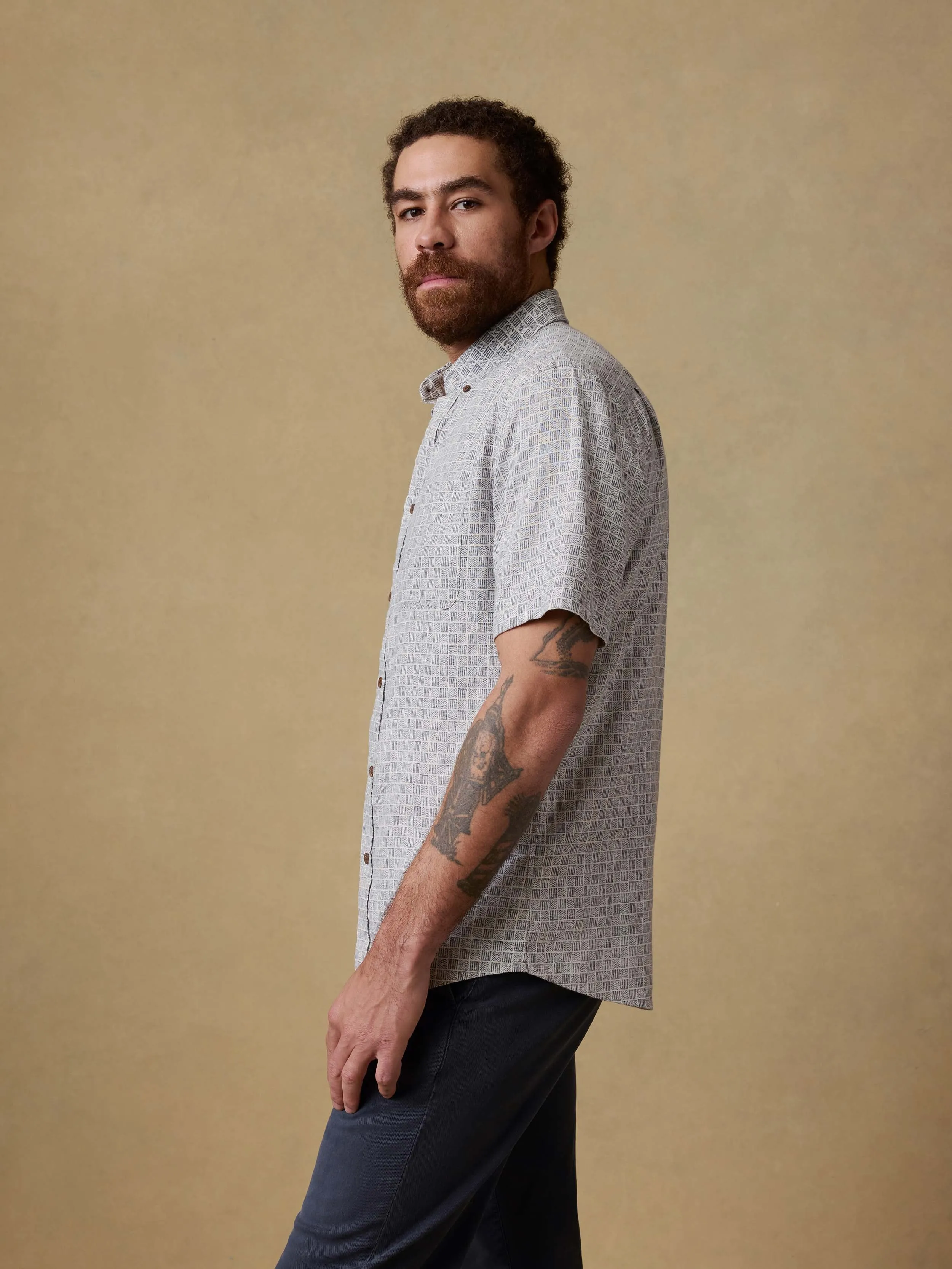 Short-Sleeve Breeze Shirt - Graphite Shell Bricks sold by Faherty product image thumbnail 4
