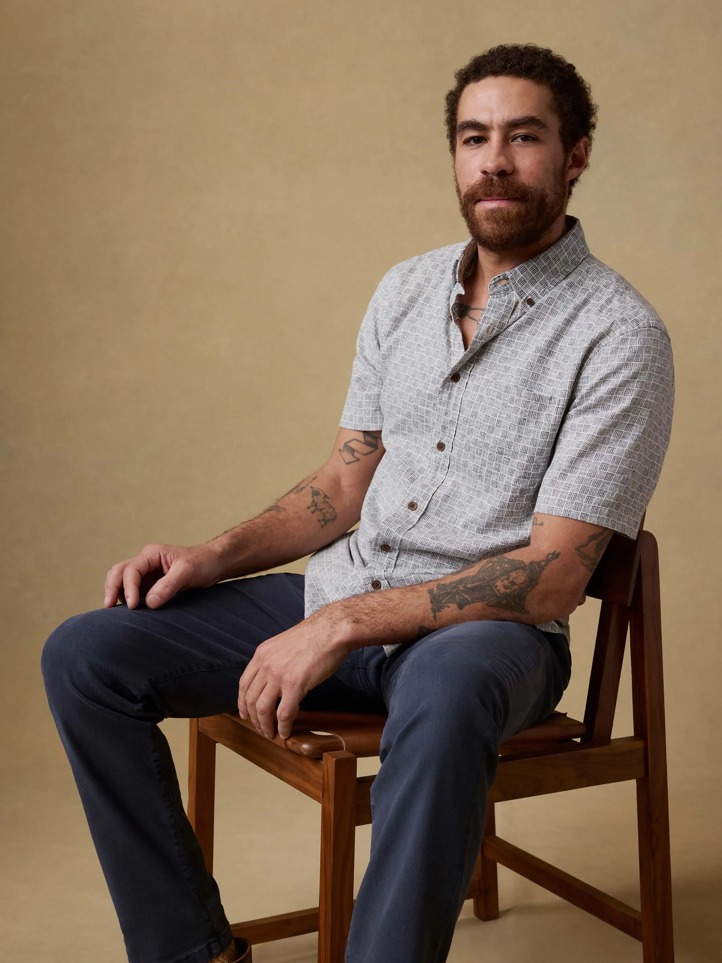 Short-Sleeve Breeze Shirt - Graphite Shell Bricks sold by Faherty product image thumbnail 2