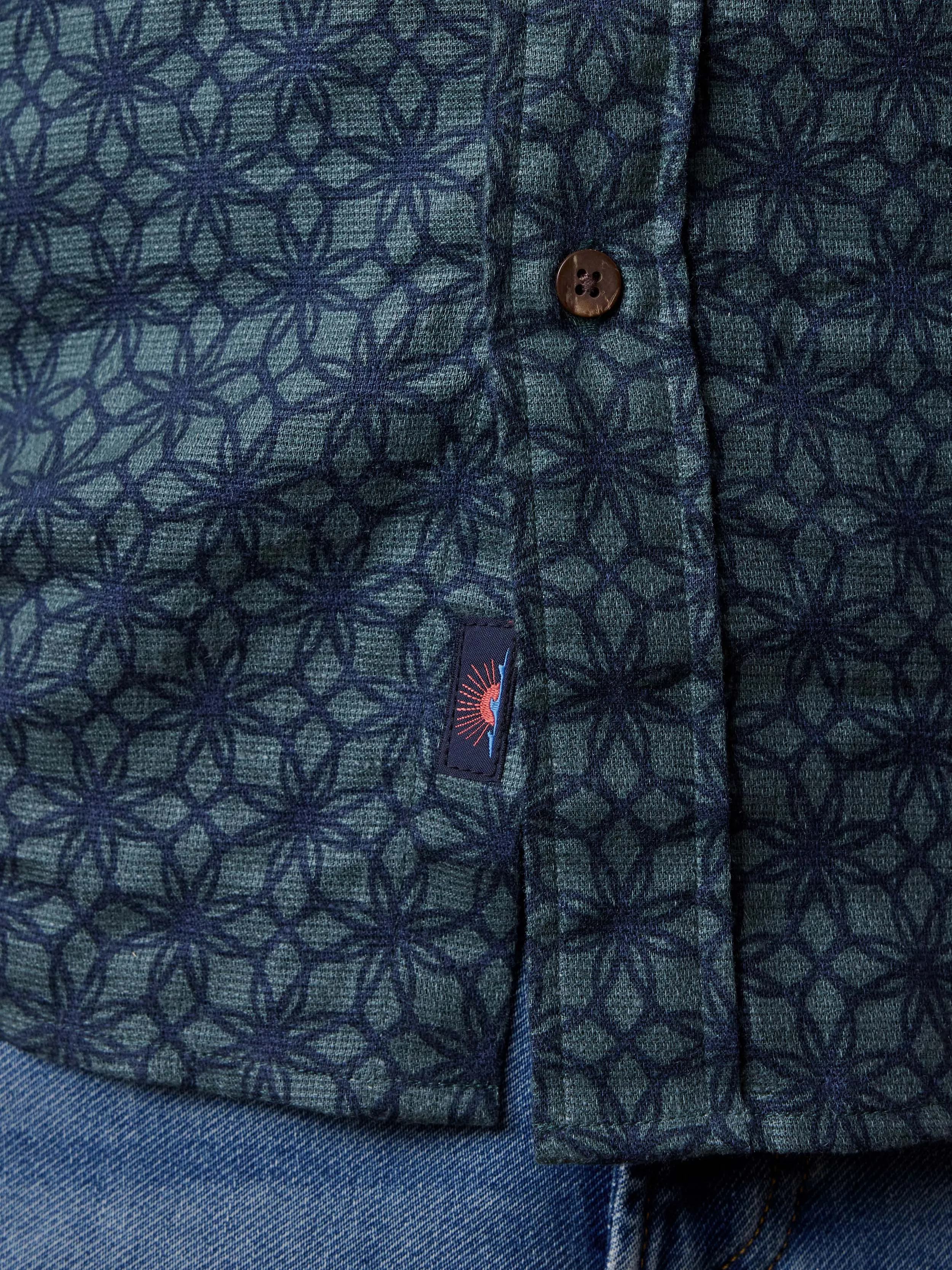 Short-Sleeve Breeze Shirt - Spruce Lotus Tile sold by Faherty product image thumbnail 5