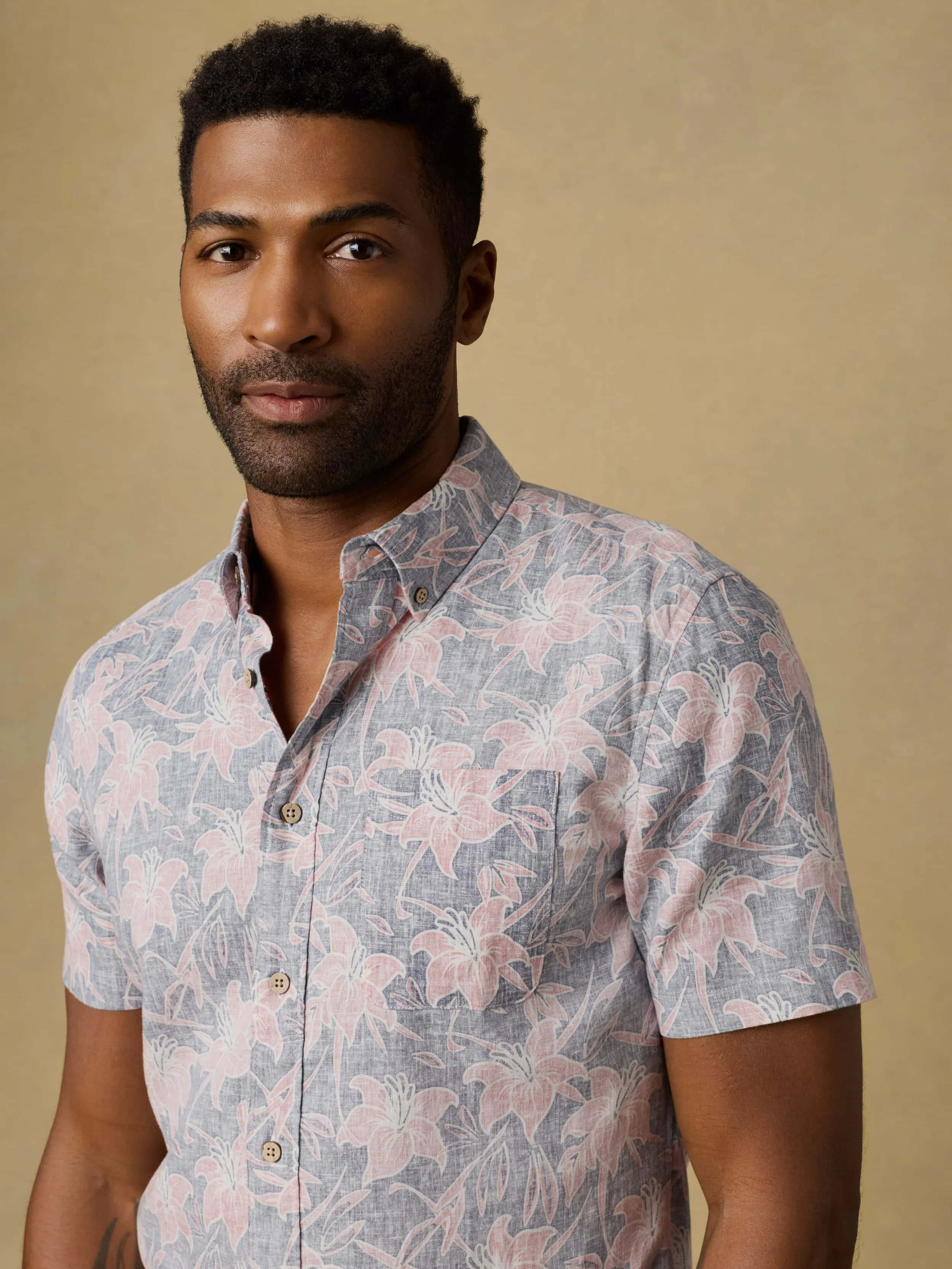 Short-Sleeve Breeze Shirt - Navy Red Lotus sold by Faherty product image thumbnail 4