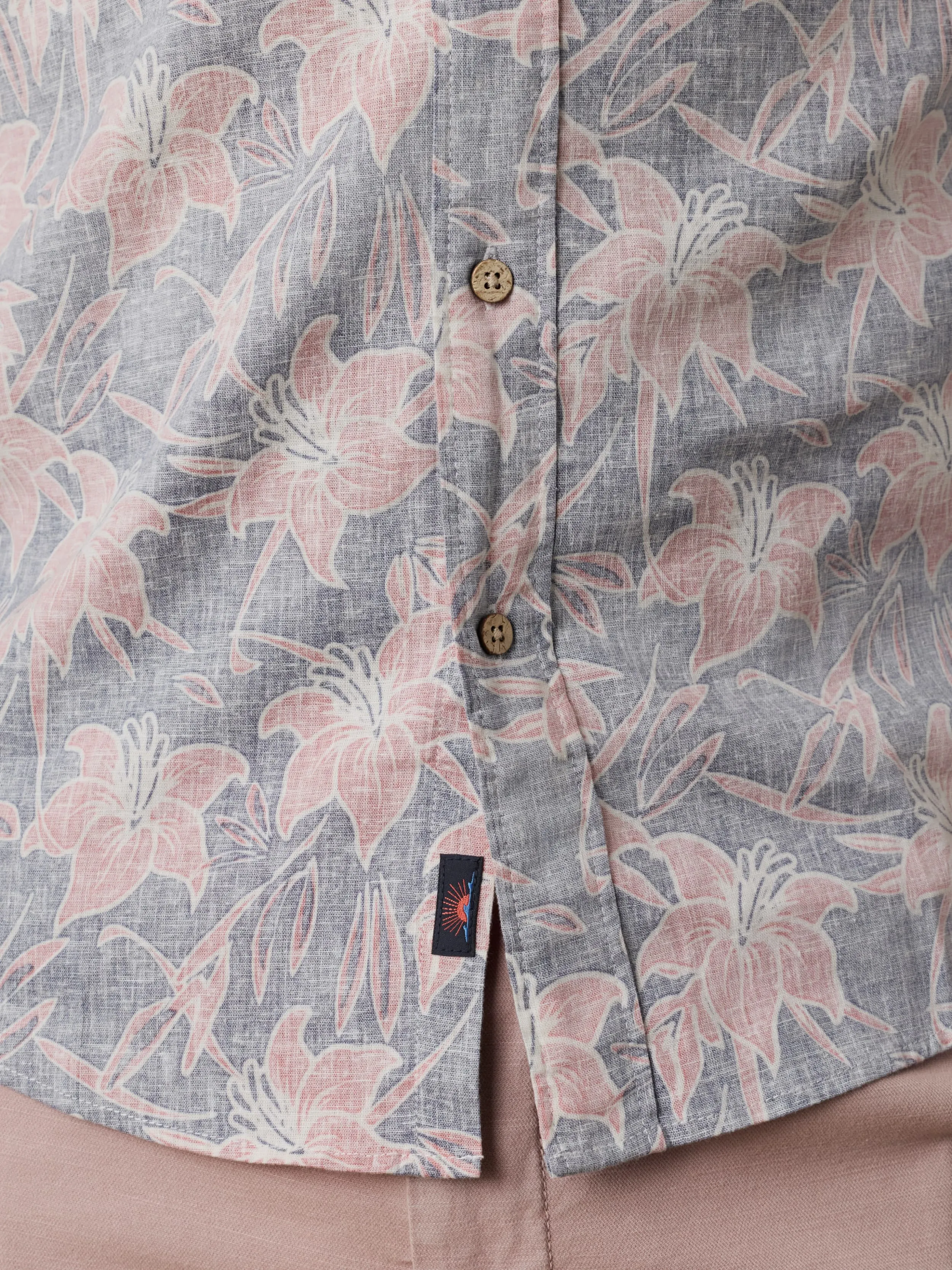Short-Sleeve Breeze Shirt - Navy Red Lotus sold by Faherty product image thumbnail 5