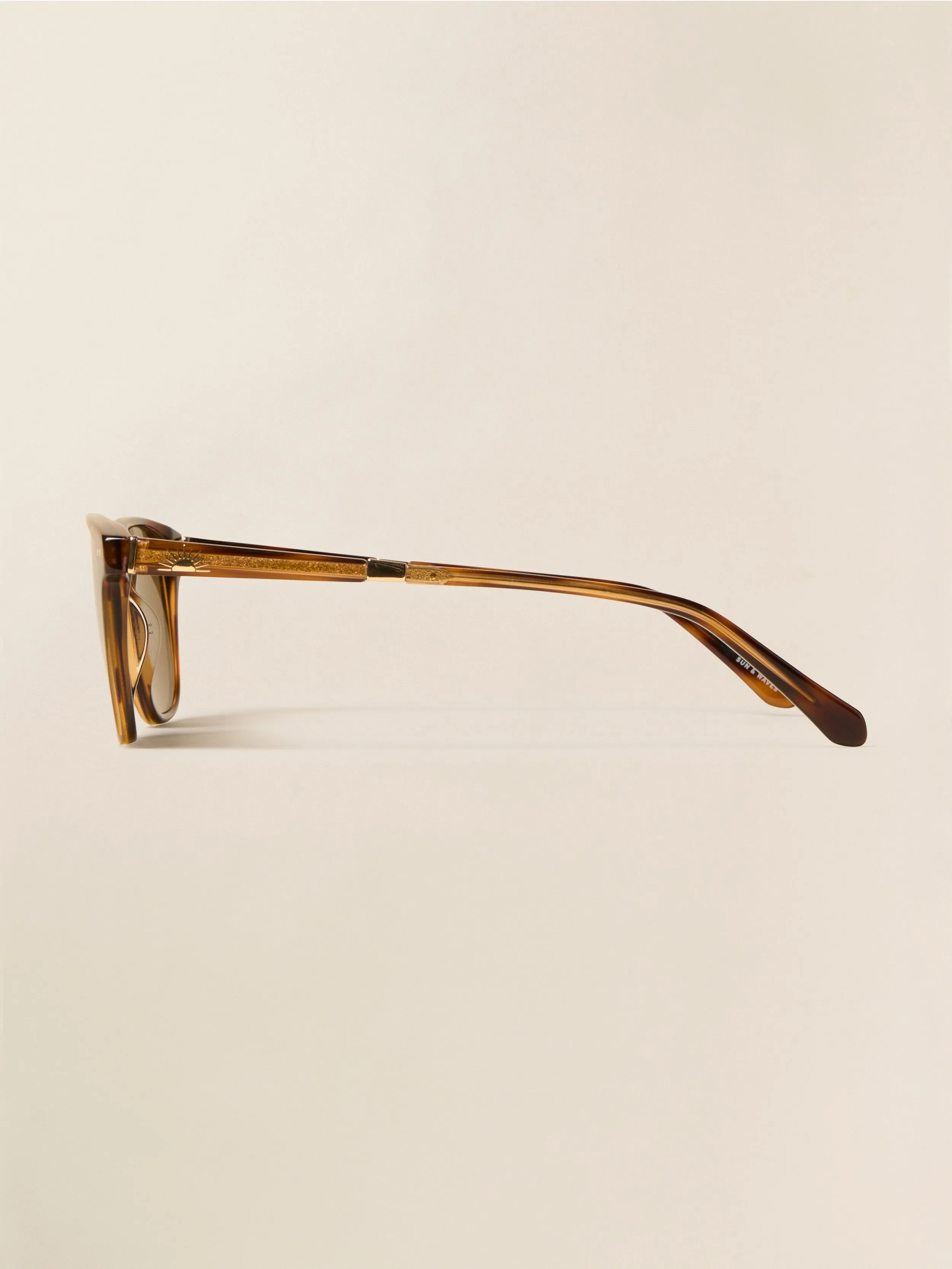 August Sunglasses - Brown Tortoise sold by Faherty product image thumbnail 2