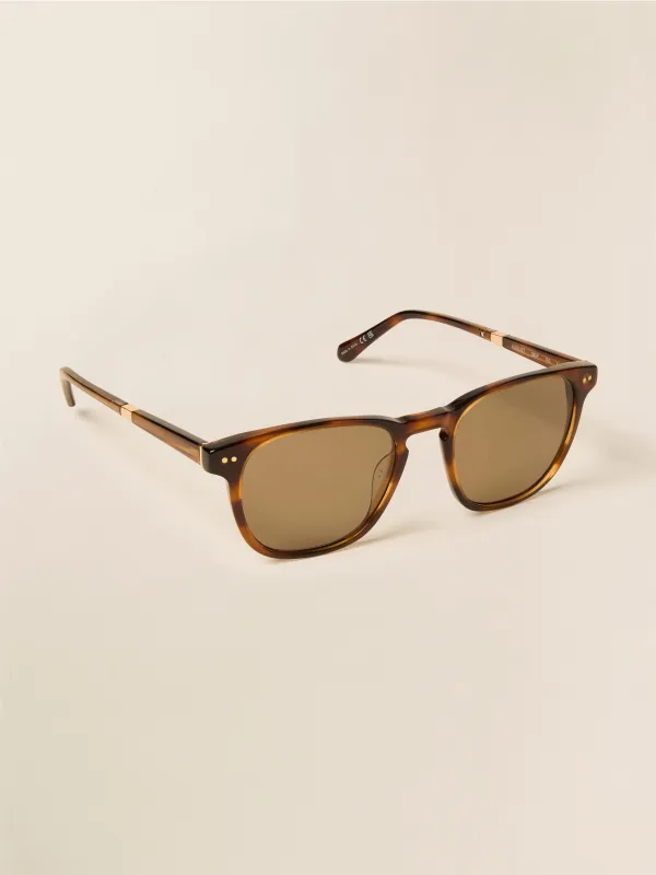August Sunglasses - Brown Tortoise made by Faherty