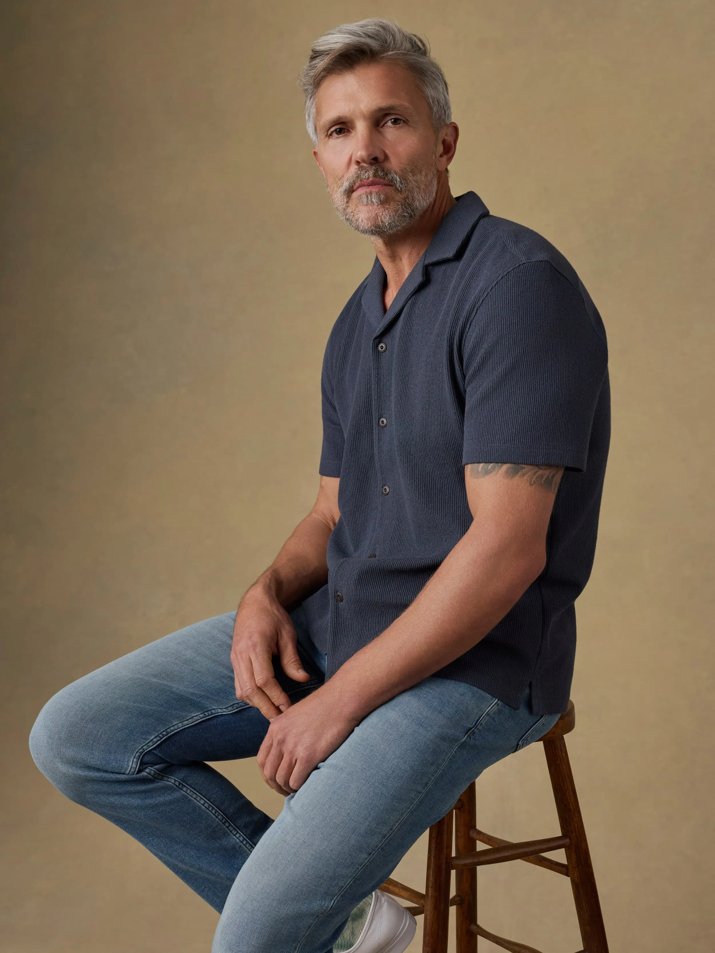 Short-Sleeve Oasis Camp Shirt - Granite Navy sold by Faherty product image thumbnail 2