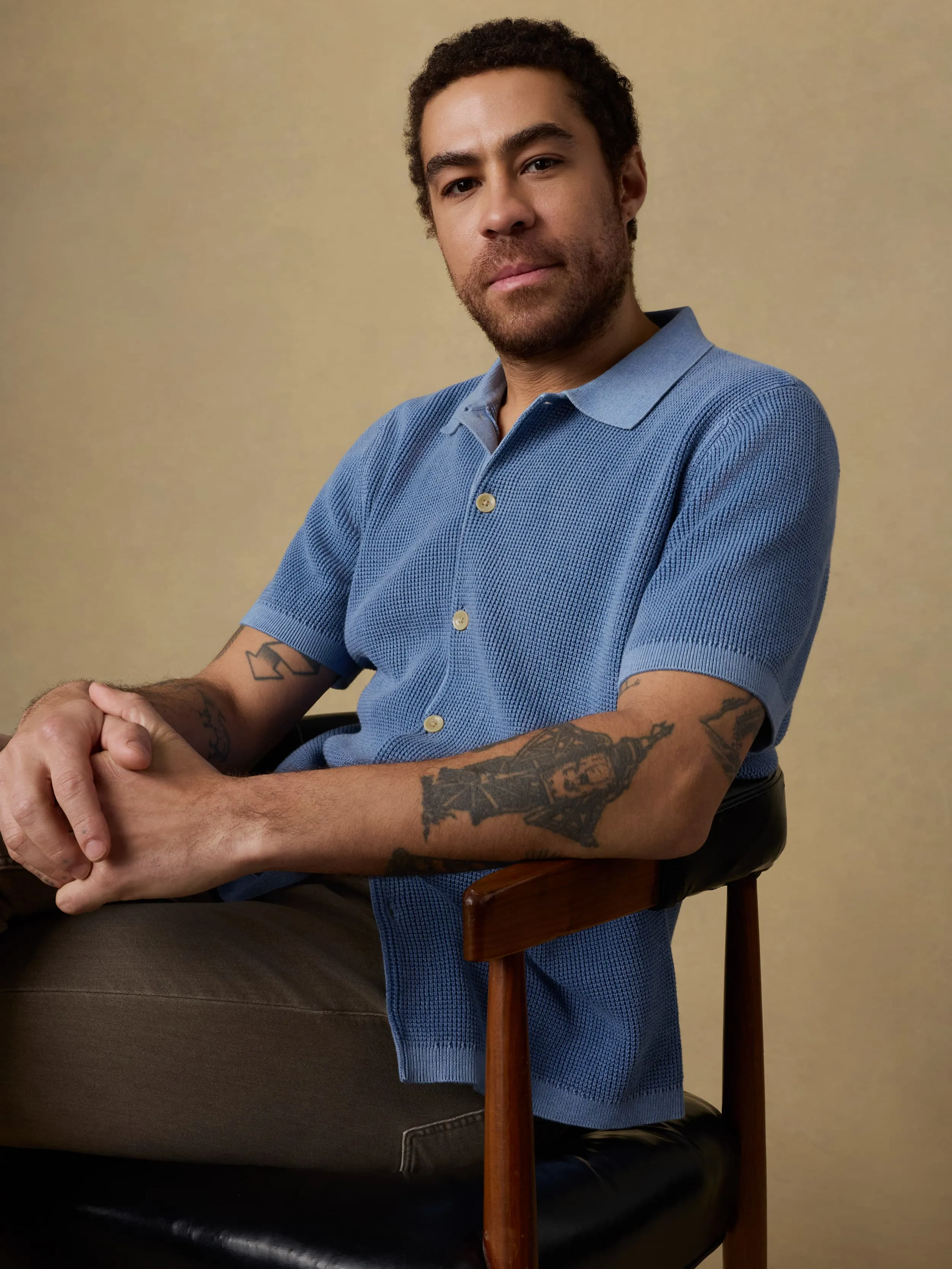 Short-Sleeve Sunwashed Sweater Shirt - Blue Sea sold by Faherty product image thumbnail 2