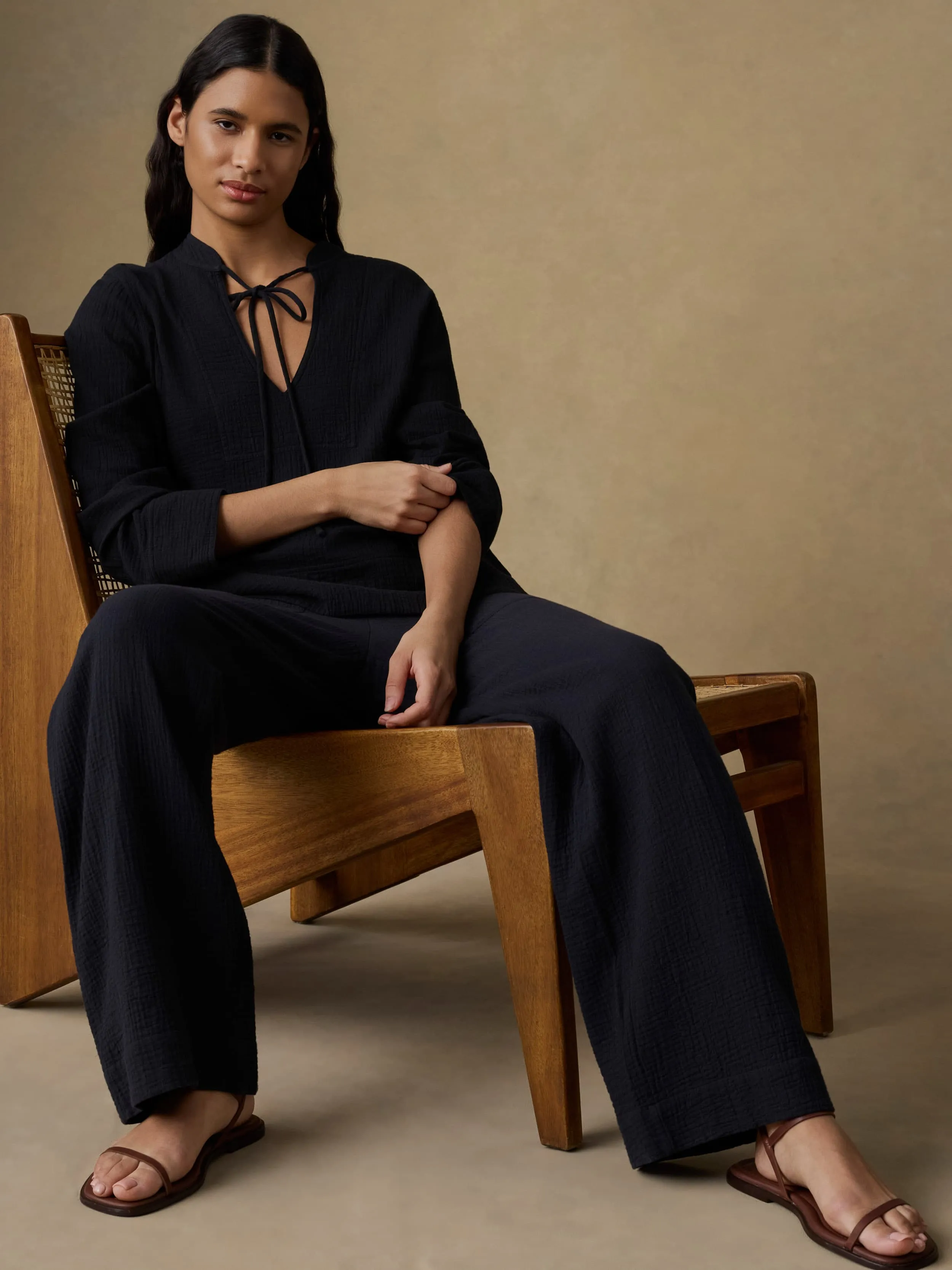 Laidback Gauze Pant - Black sold by Faherty product image thumbnail 2